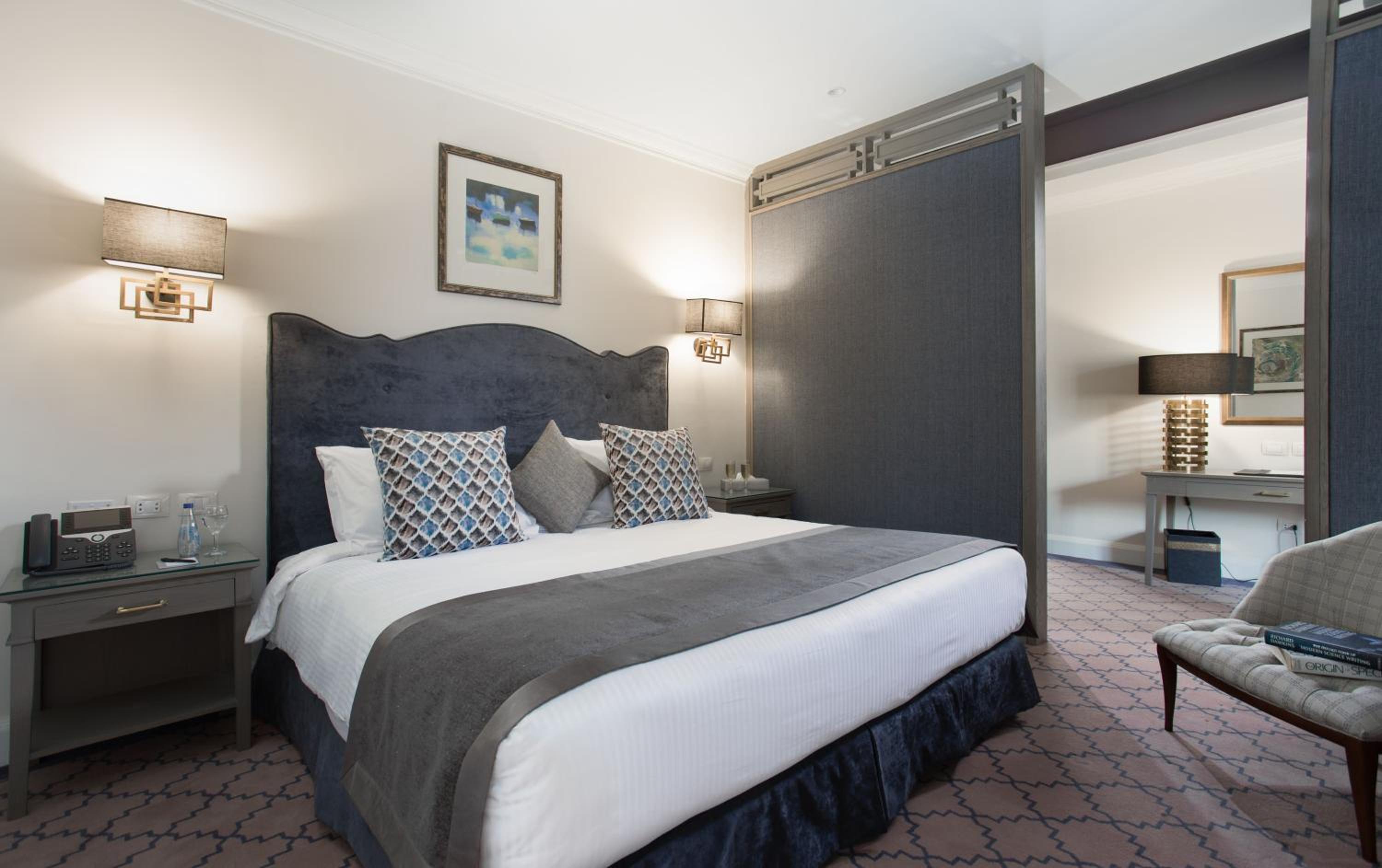 Honeymoon Suite