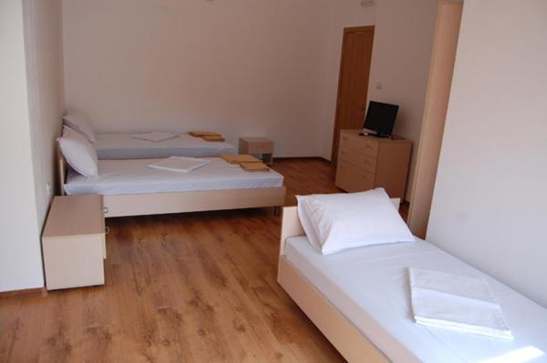 Triple Room photo 3