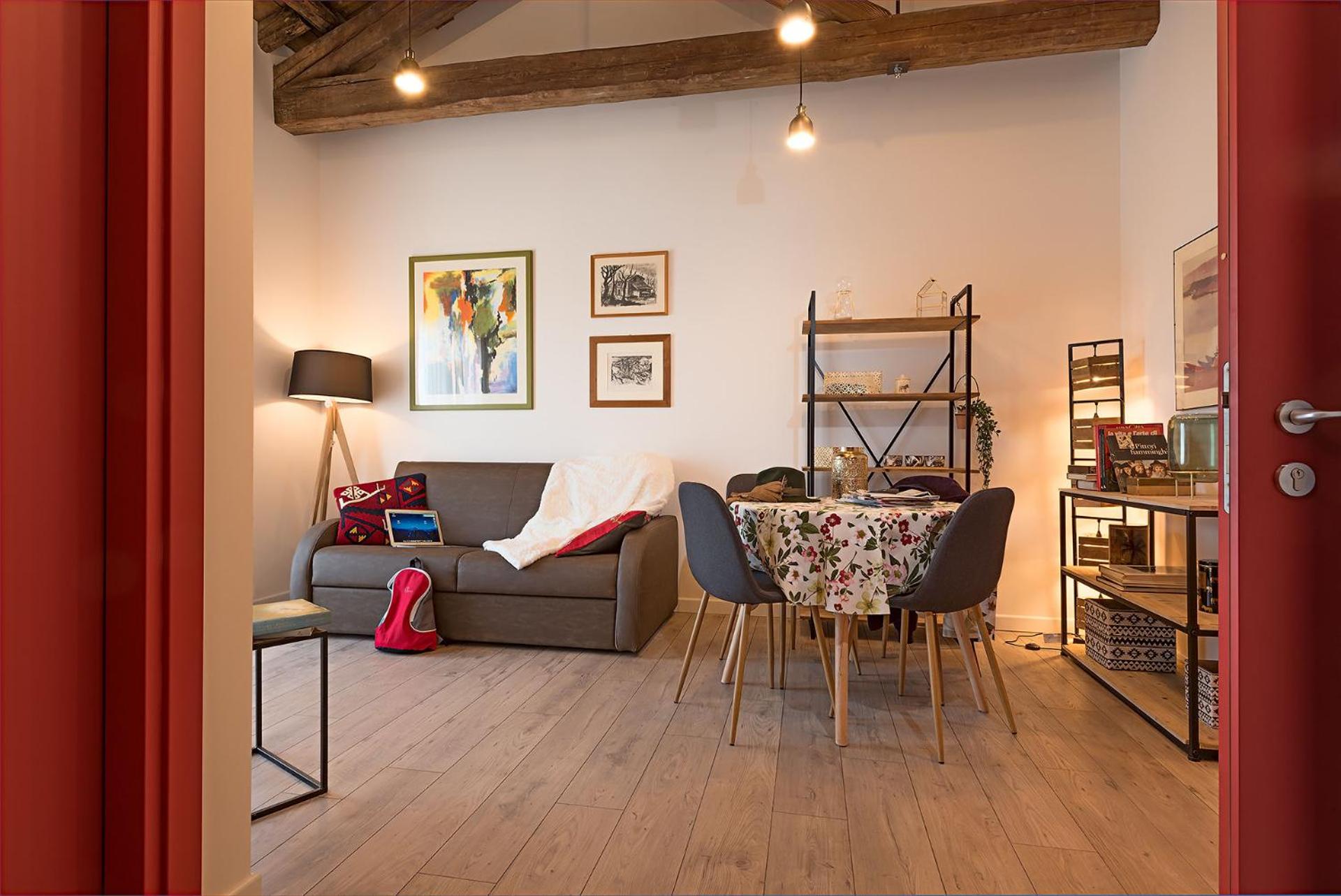 Apartment photo 1