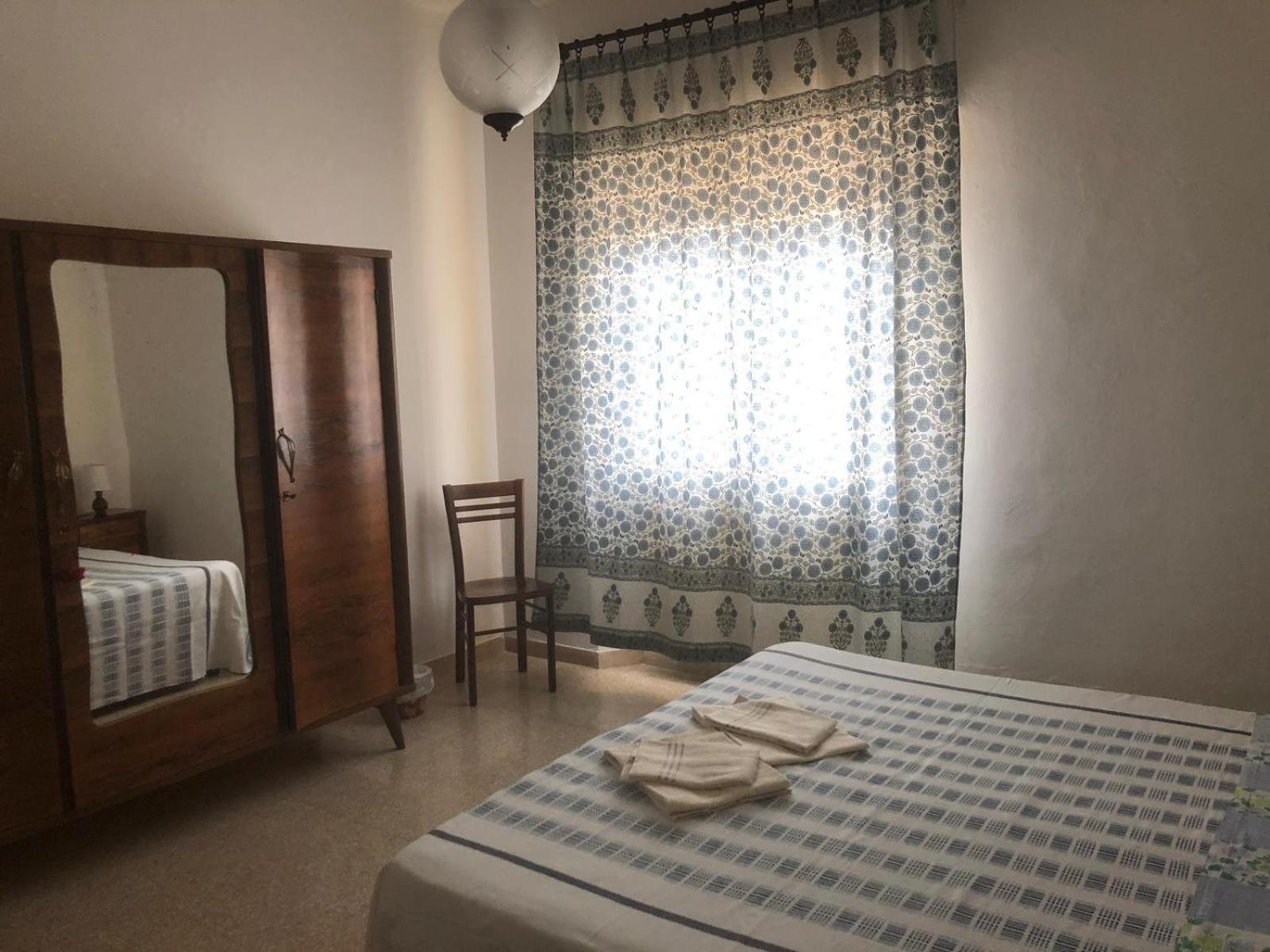 Standard Double Room - Photo 3