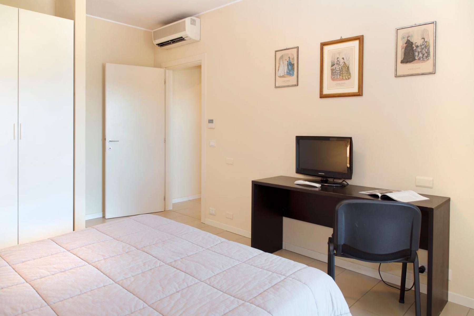 Two-Bedroom Apartment with Balcony photo 1