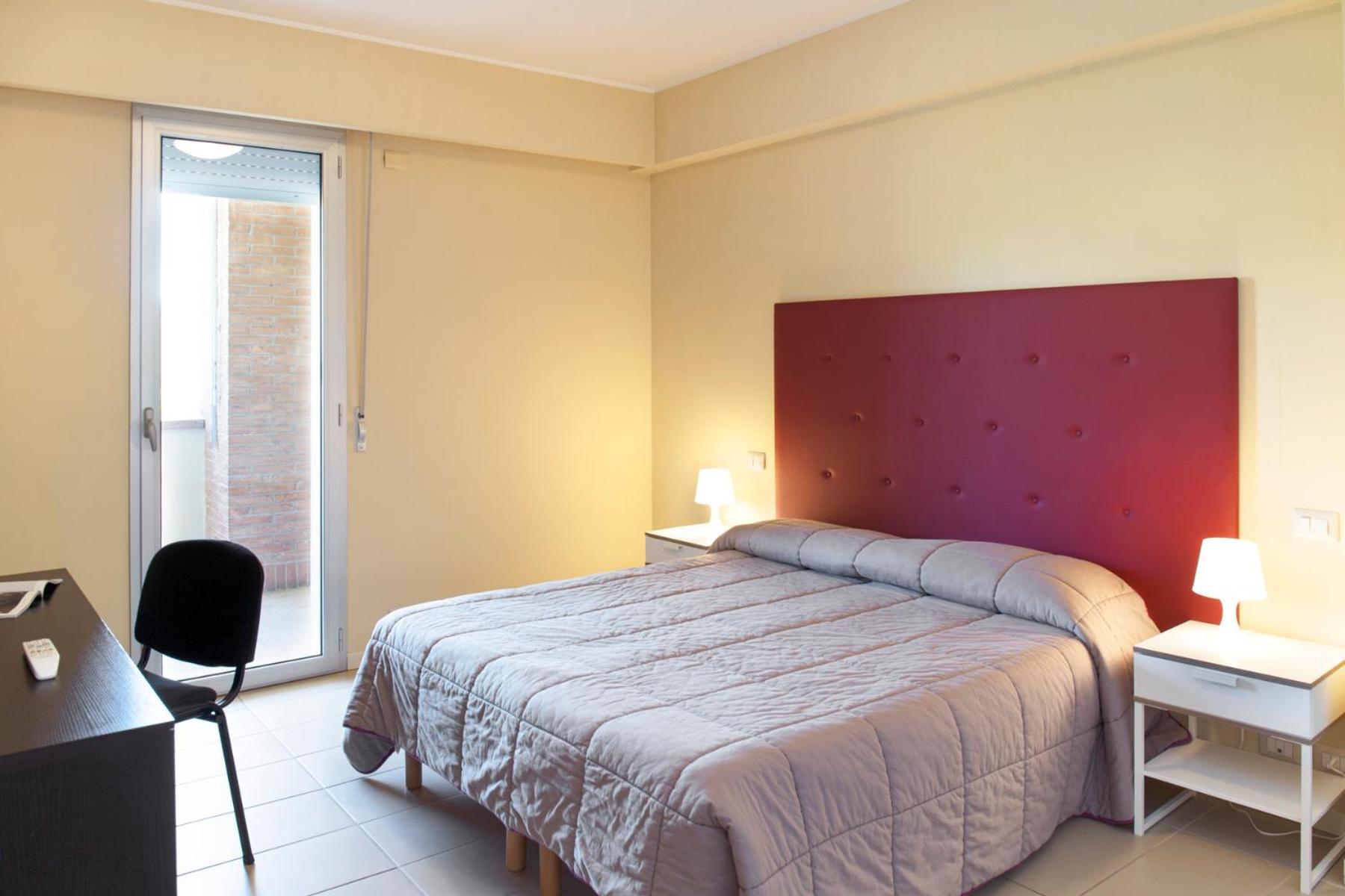 Two-Bedroom Apartment with Balcony photo 3