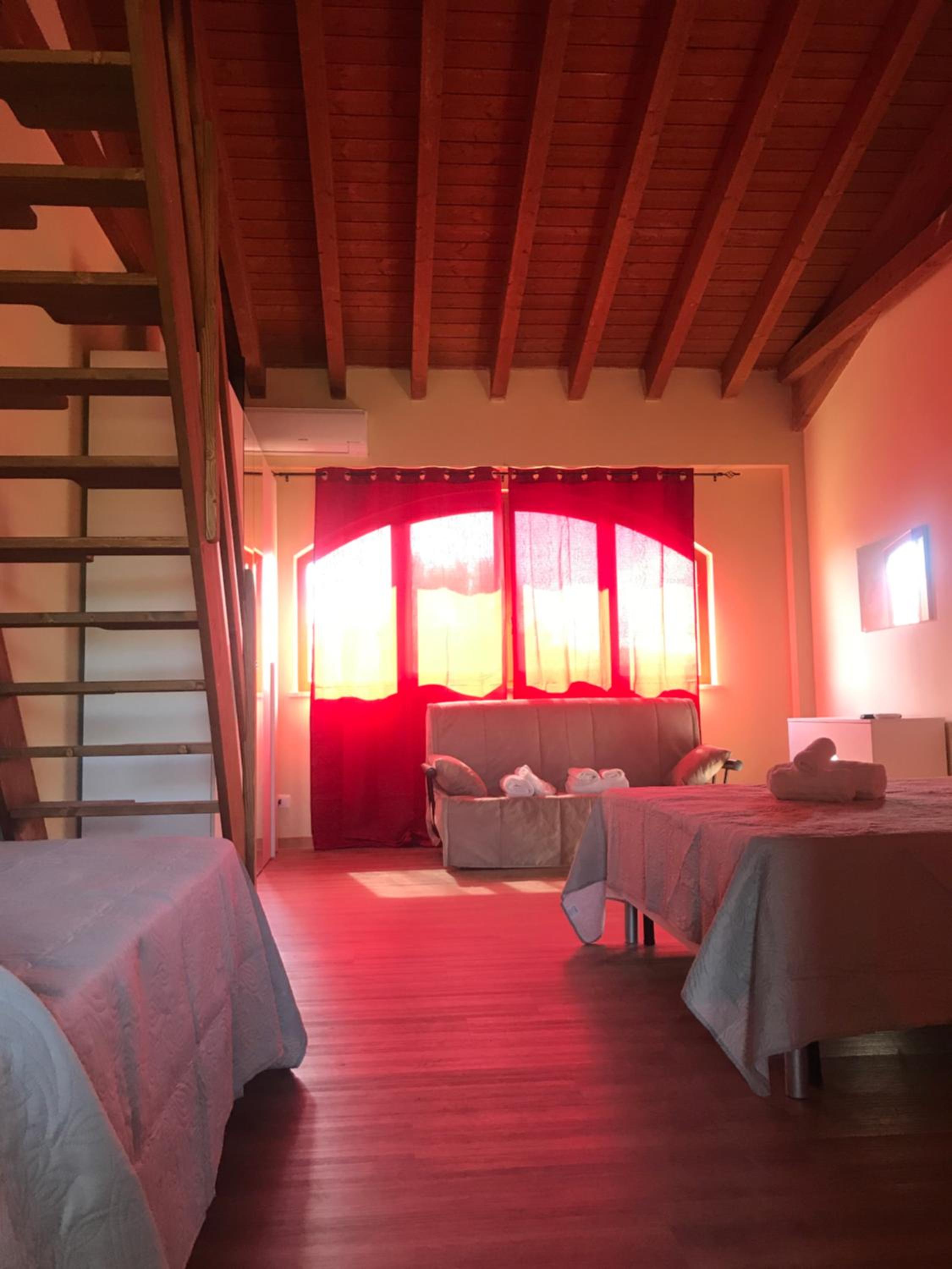 Triple Room - Photo 8