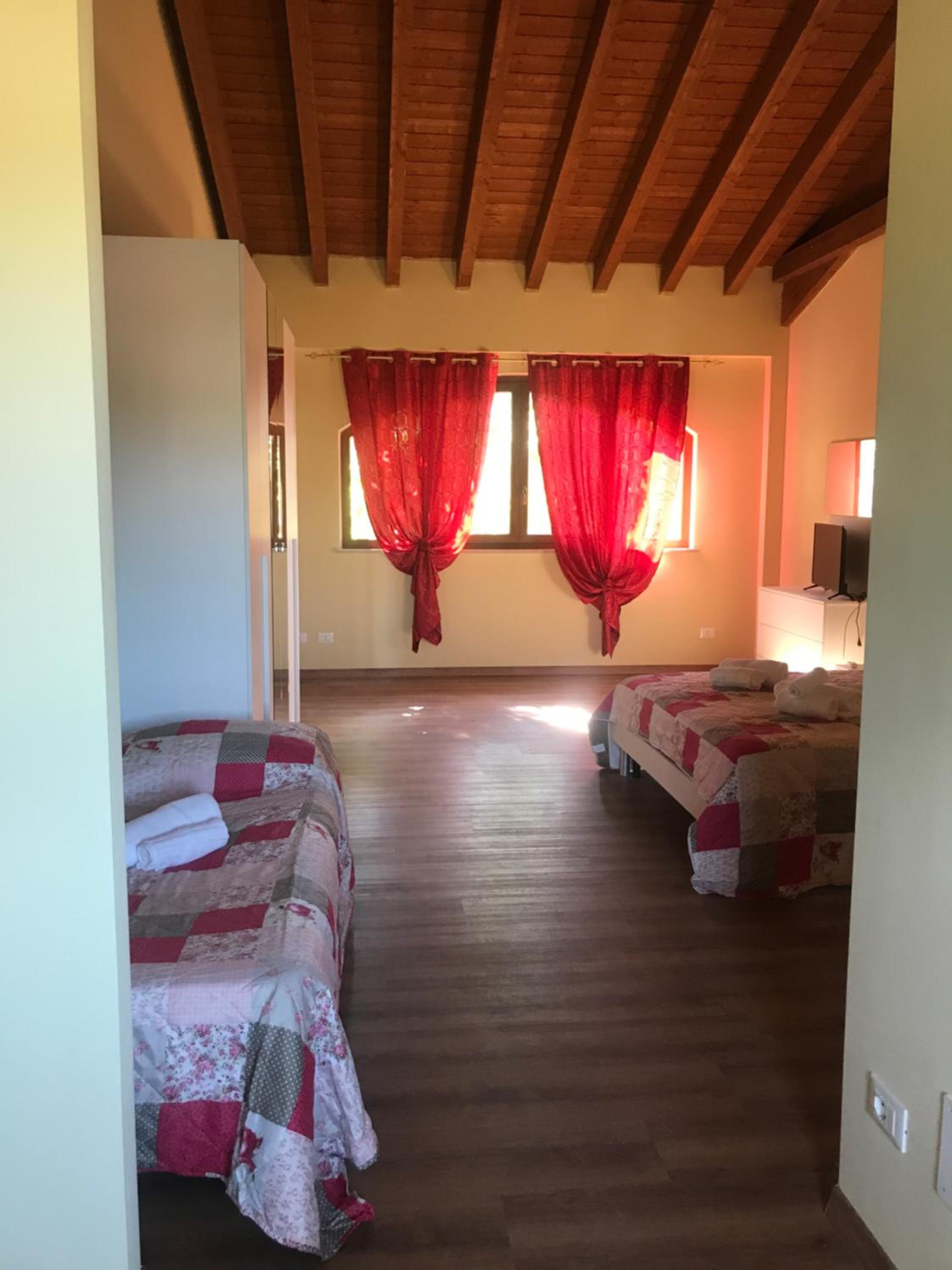 Triple Room - Photo 7