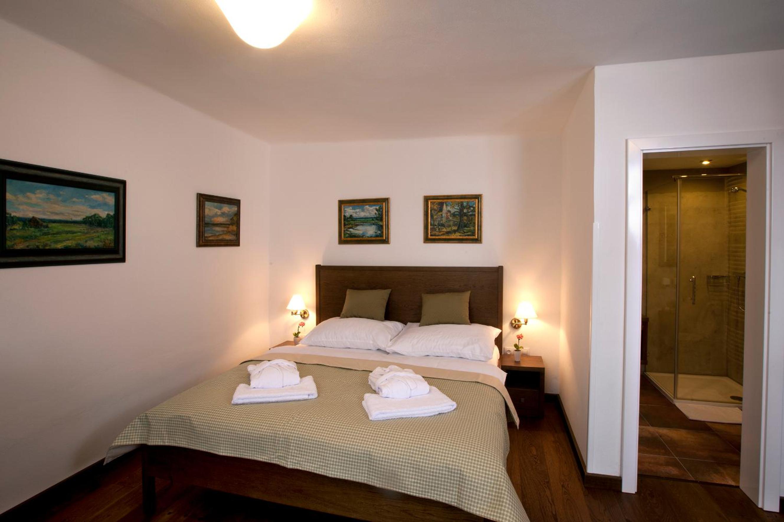 Deluxe Double Room With Garden View photo 2
