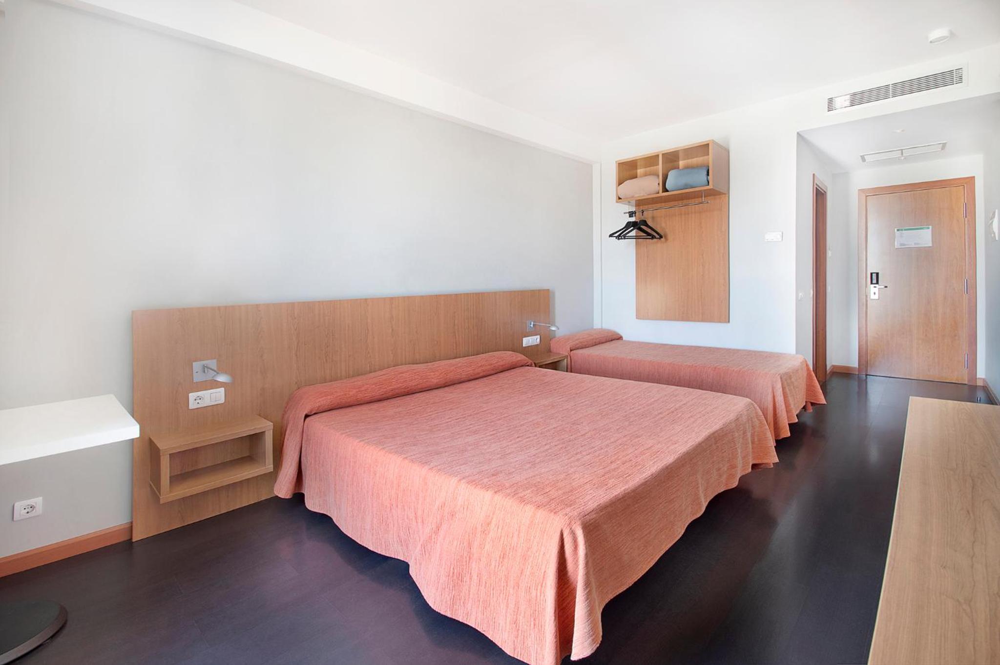 Habitación Triple (3 Adultos)