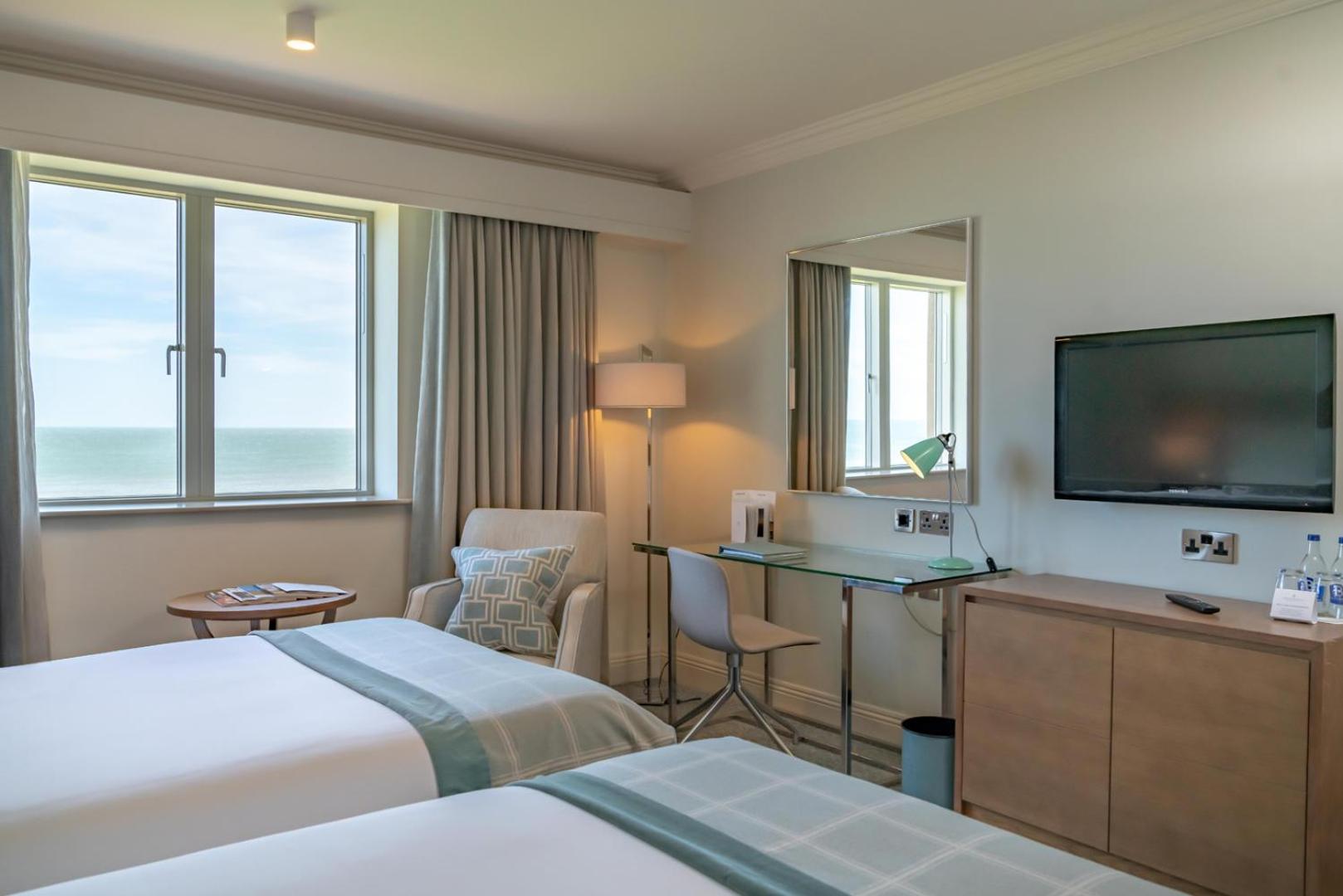 Twin Room with Sea View