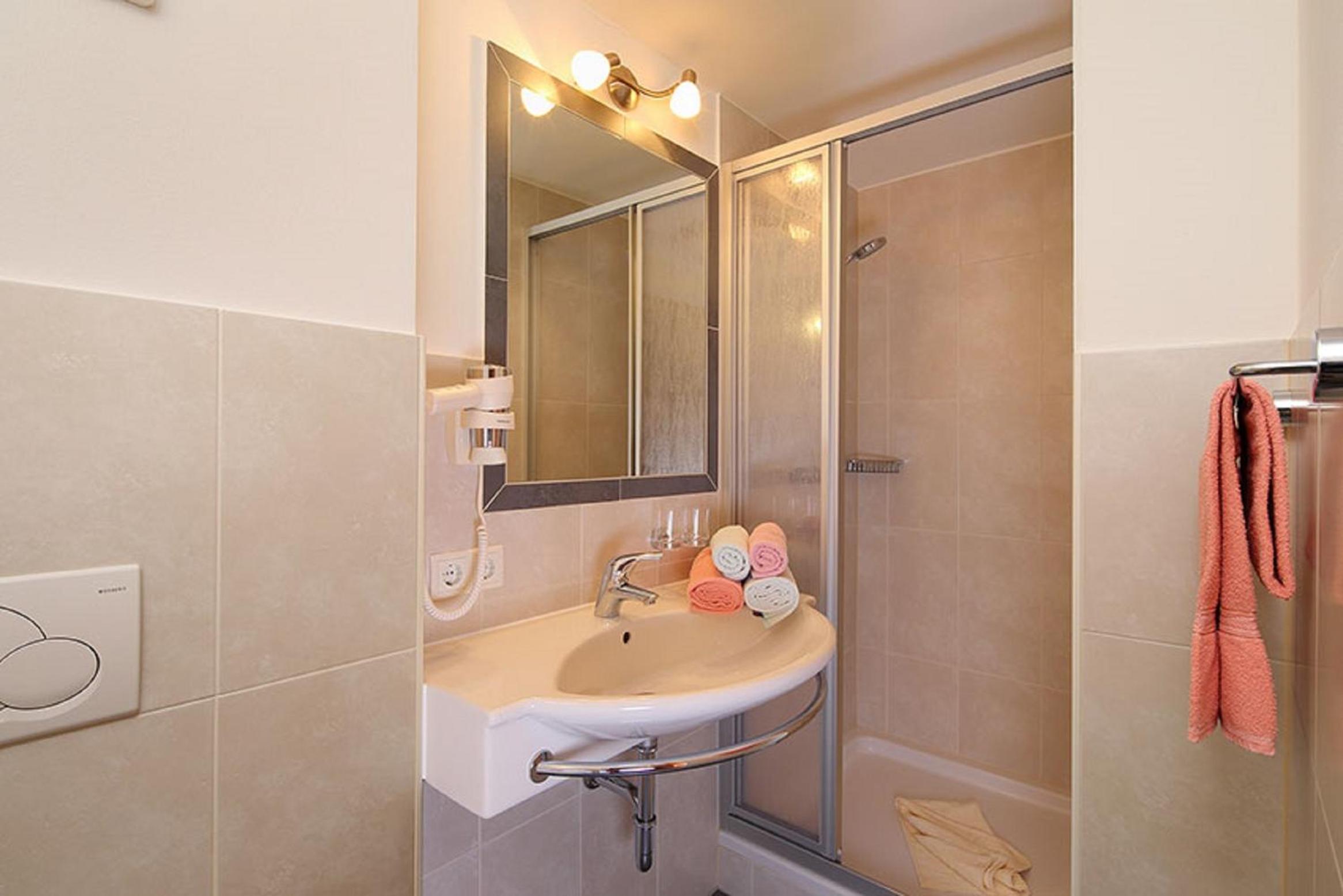 Double Room With Balcony photo 3
