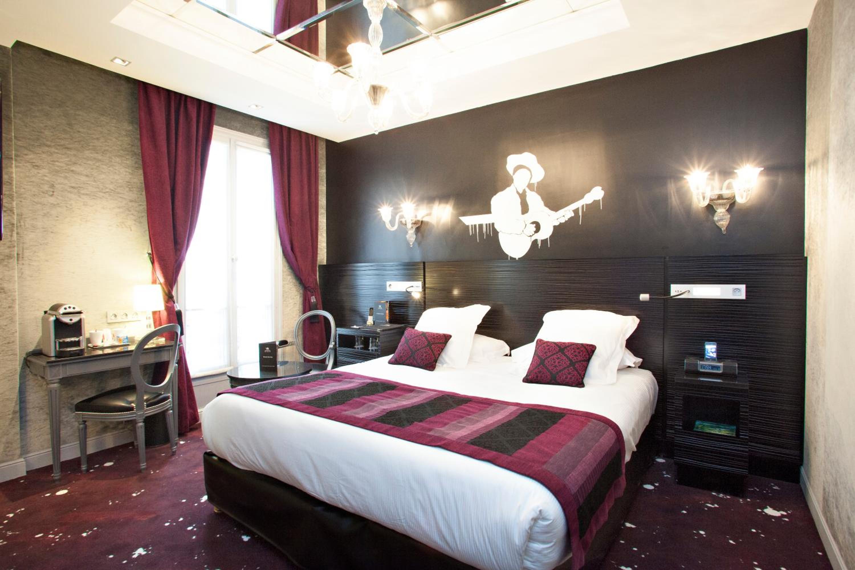 Maison Albar- Le Champs-Elysées bedroom photo