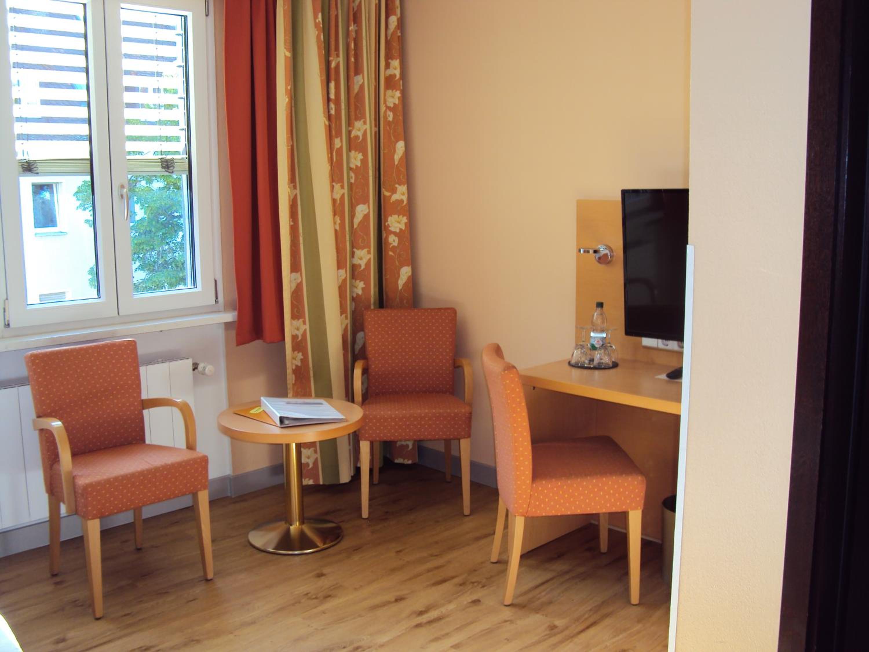 Double Room - Photo 3