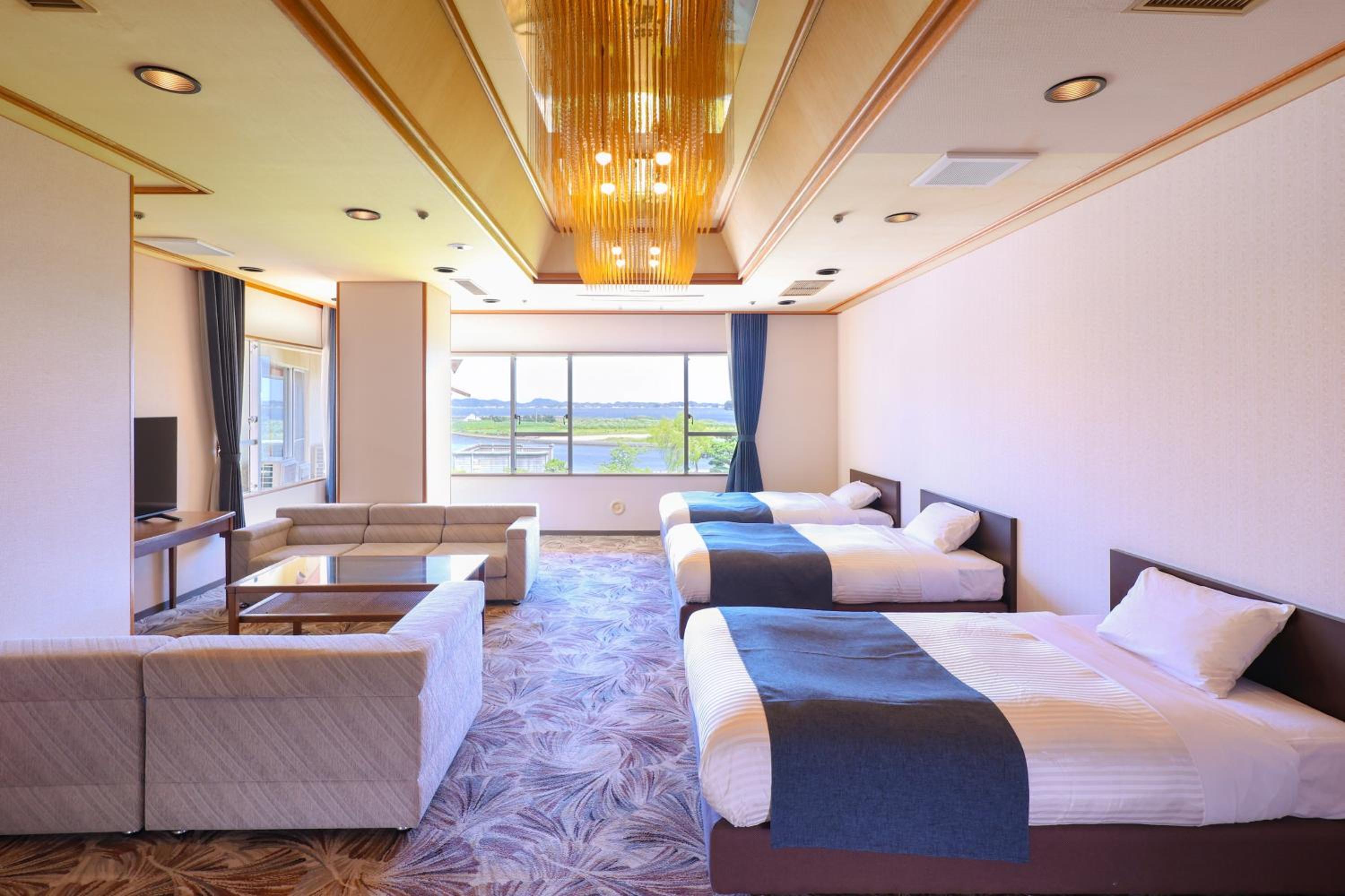 Superior Connect Room - Indoor Bath - Non-Smoking