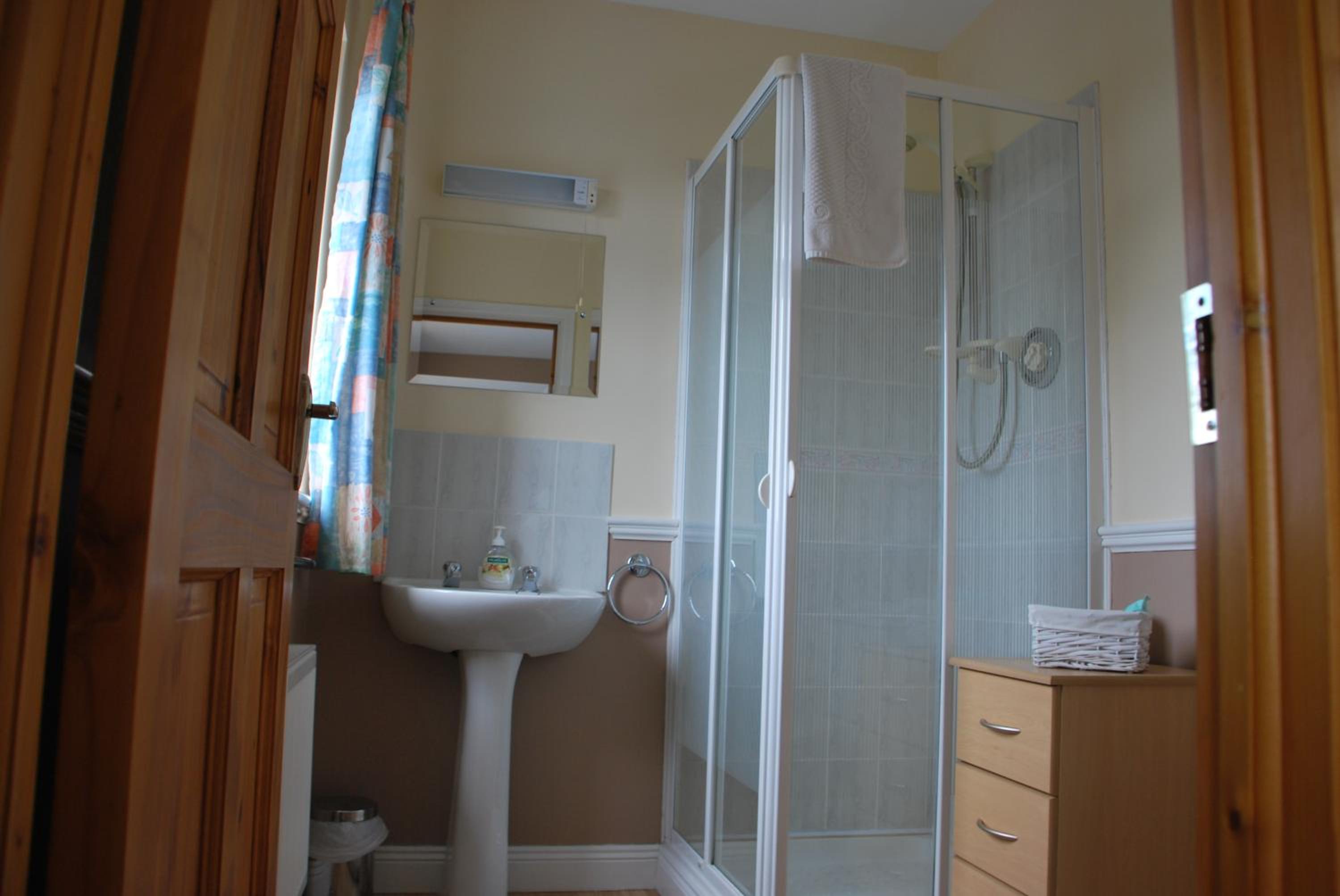 Double Room with Private Bathroom photo 3