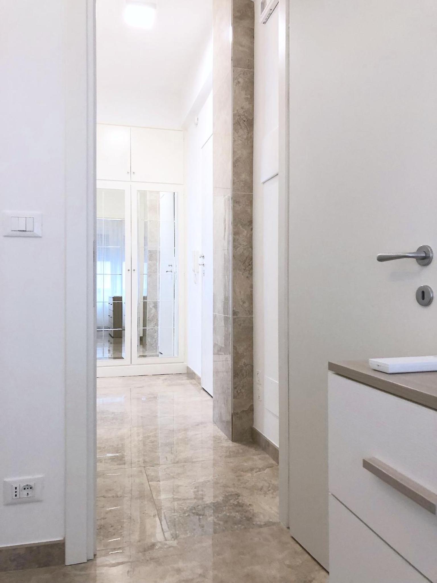 One-Bedroom Apartment with Terrace
