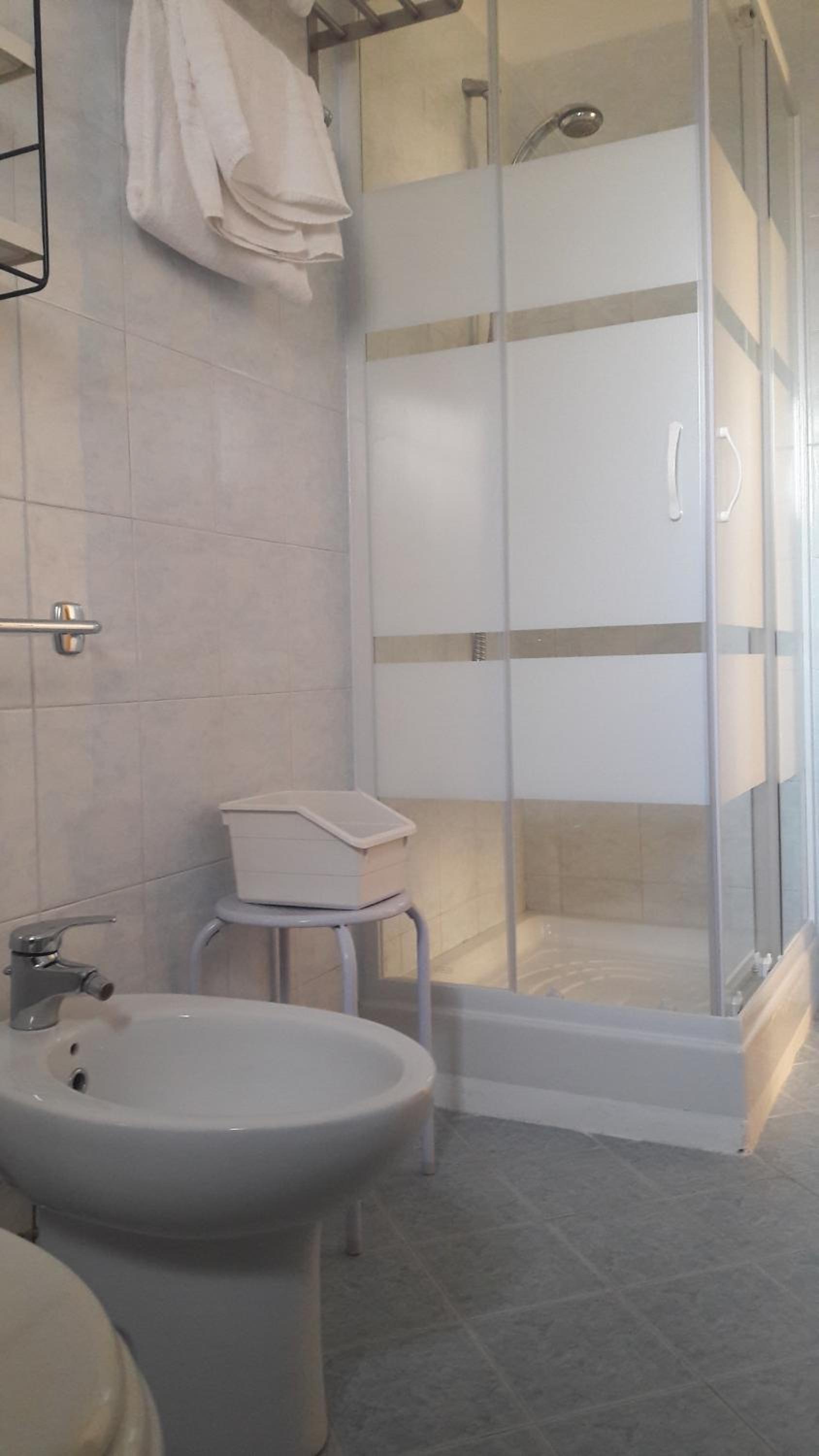 Deluxe Room - Photo 9
