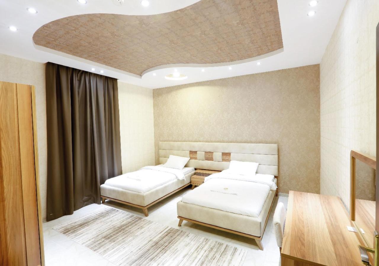 Two-Bedroom Suite photo 2