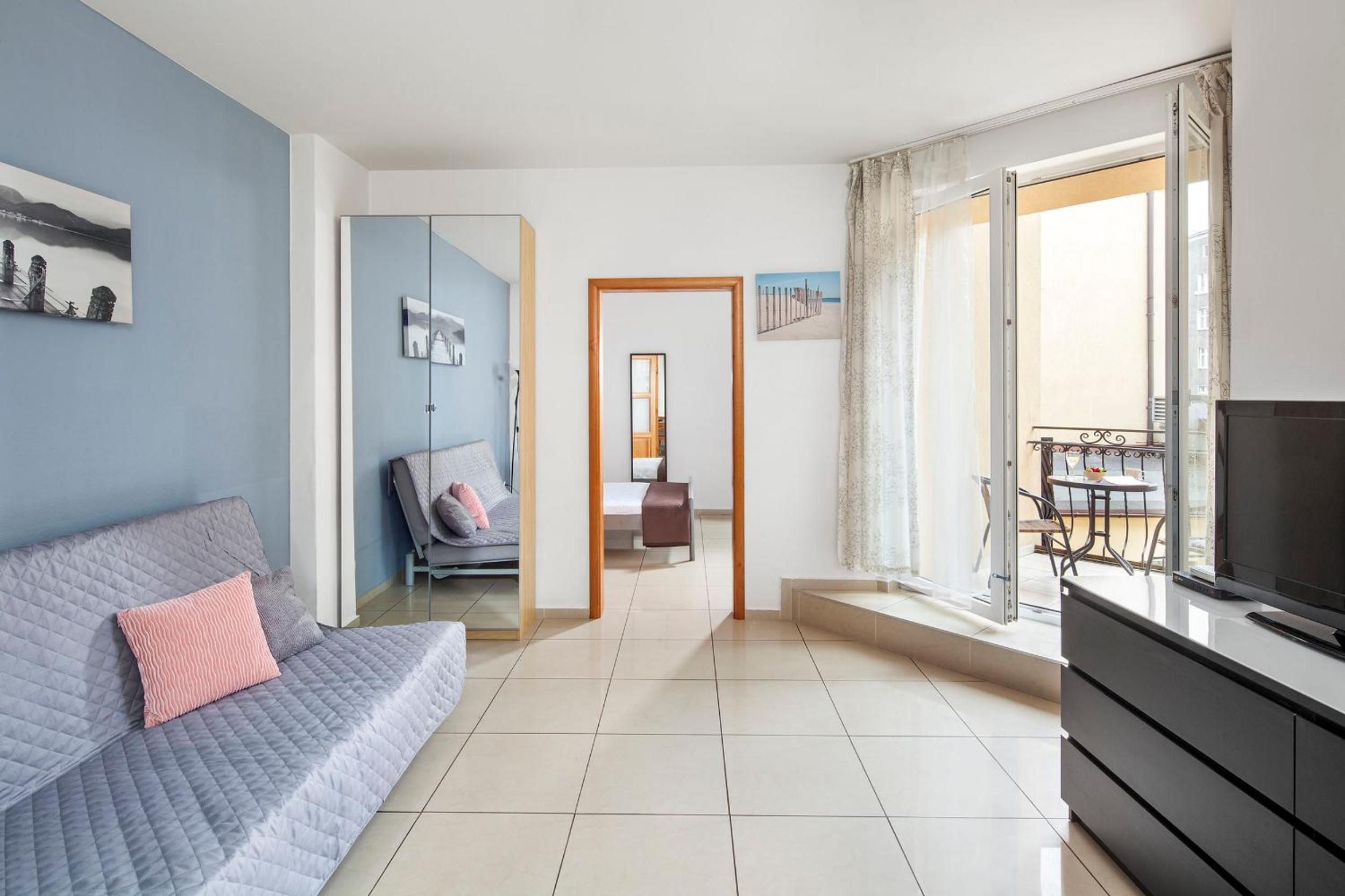 Apartment - Photo 8