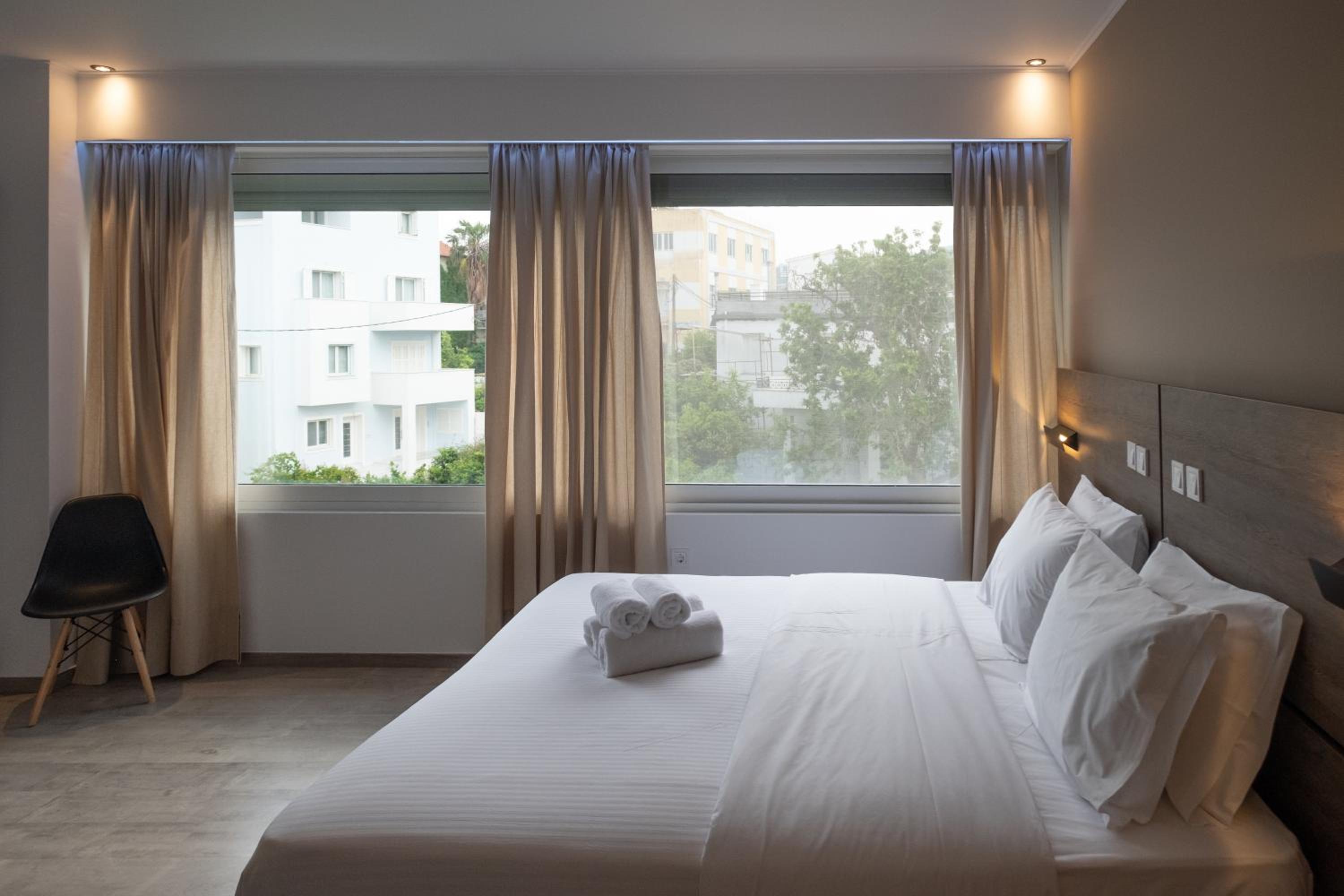 Standard Double Room - Photo 18