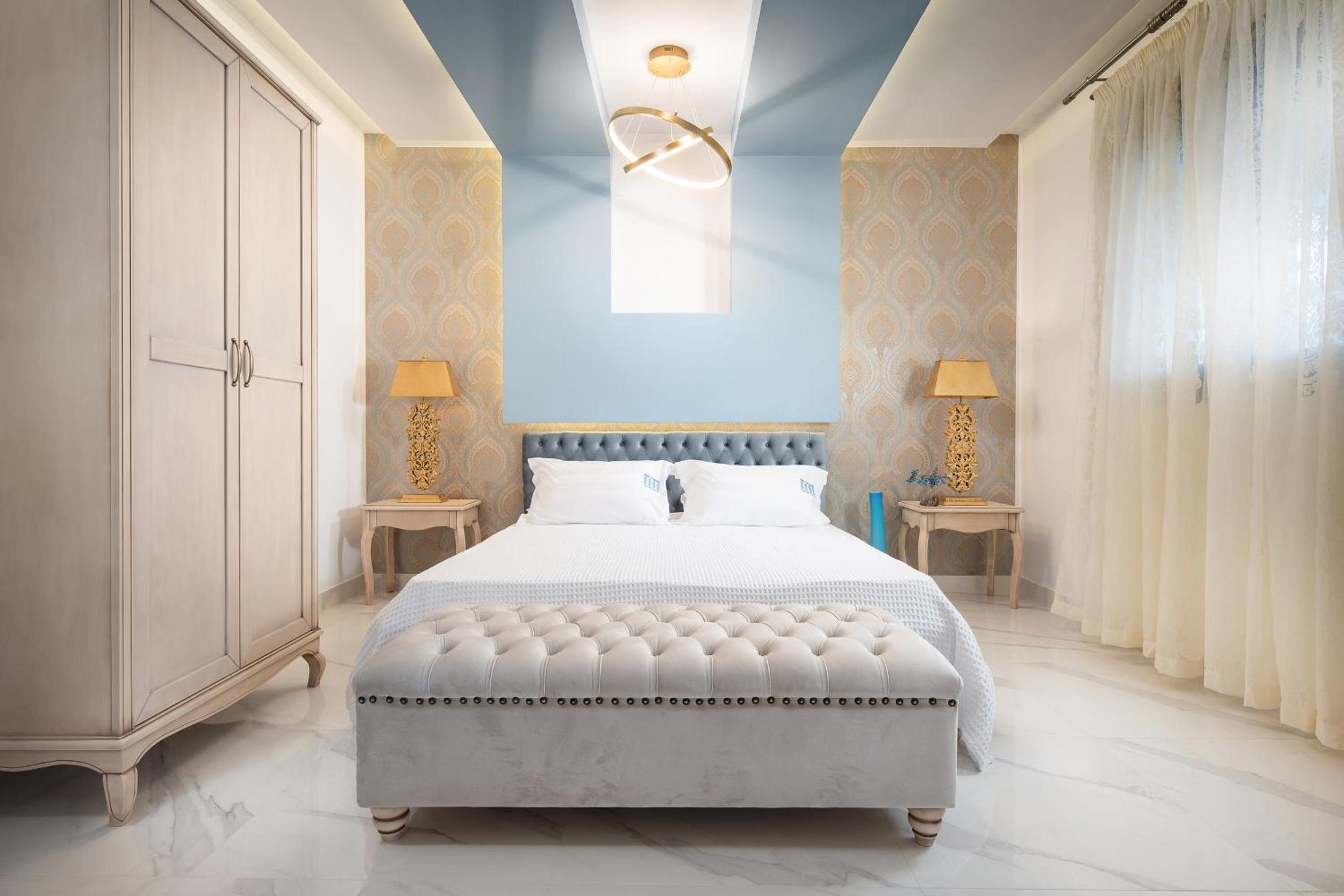 Deluxe Suite with Sea View
