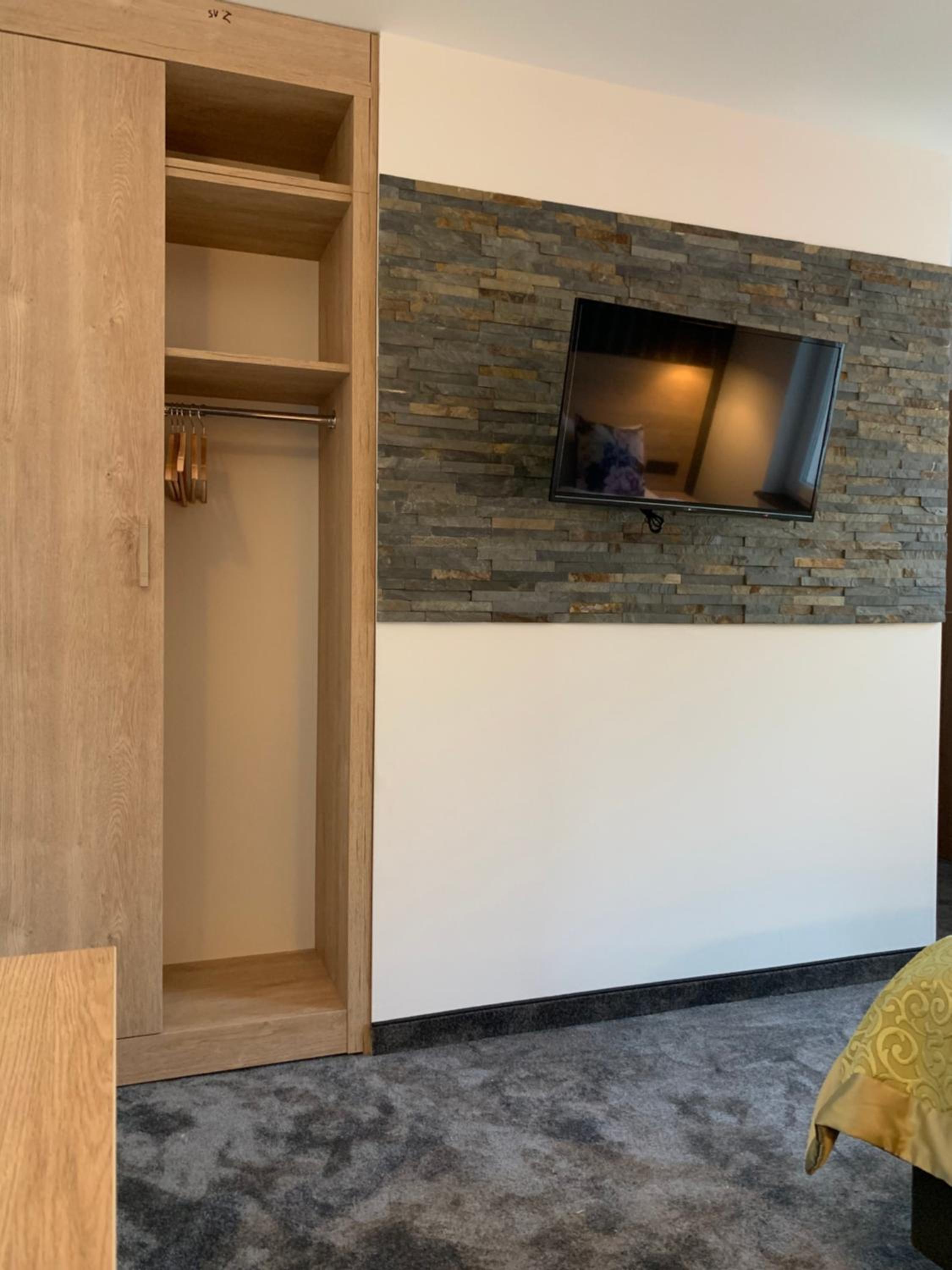 Double Room - Photo 4