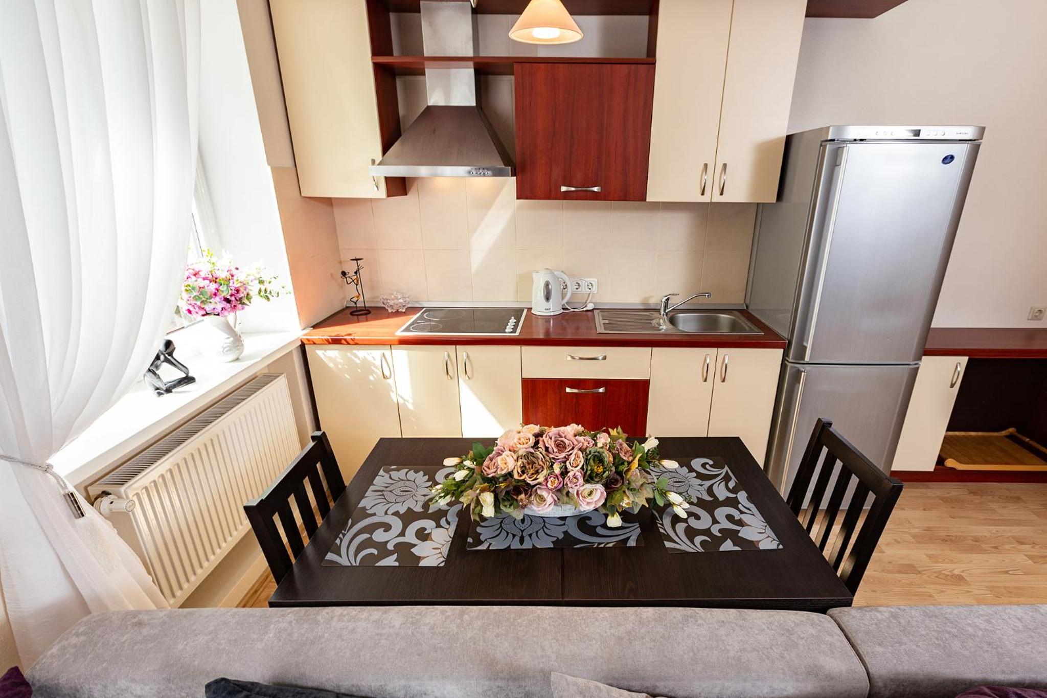One-Bedroom Apartment - Photo 22