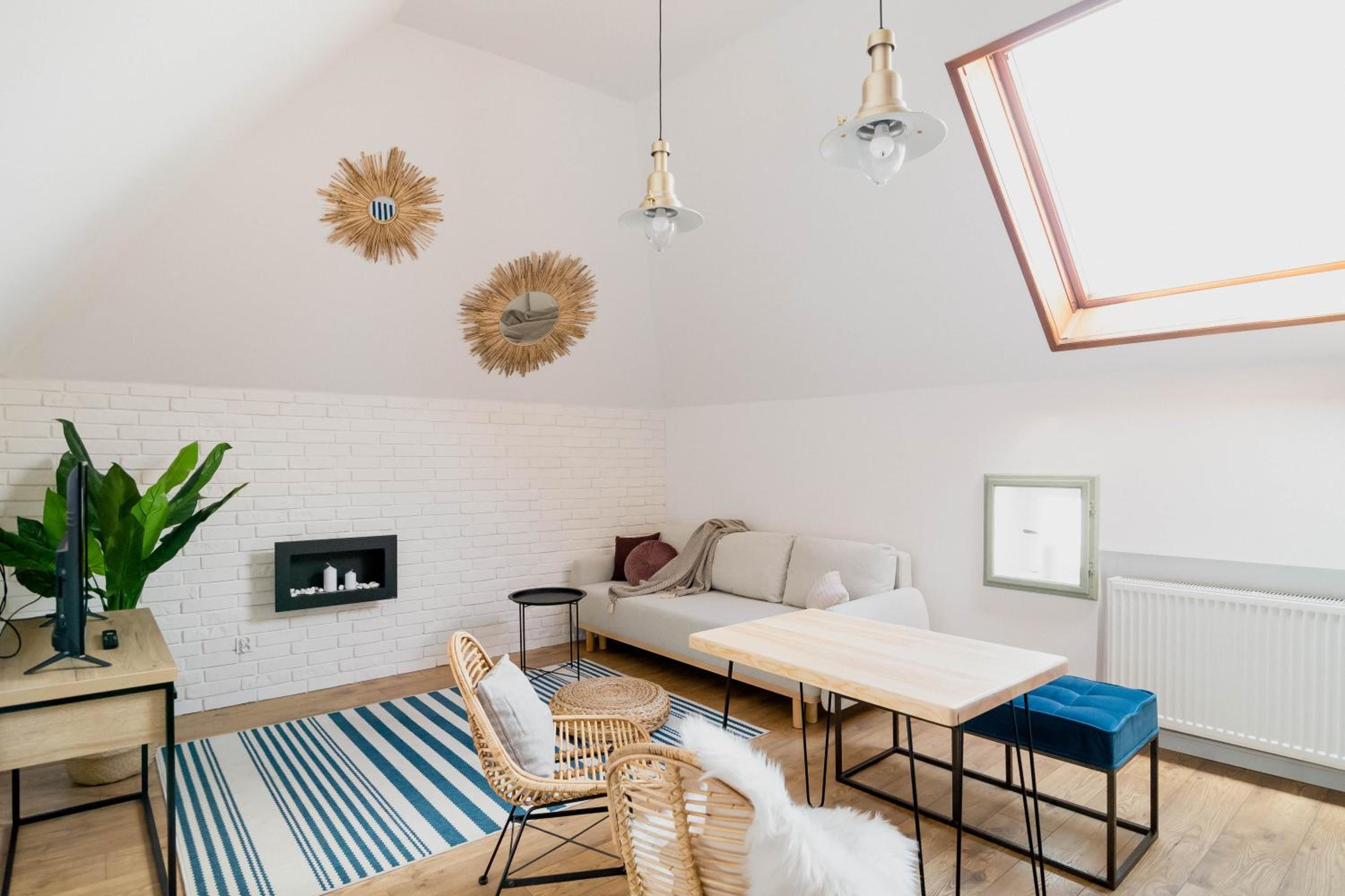Studio Apartment - Photo 9