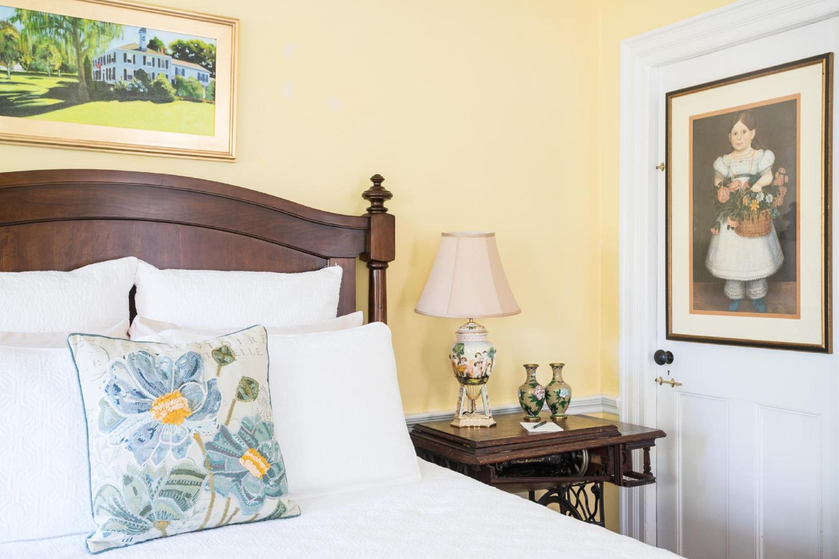 Queen Room 9 photo 2