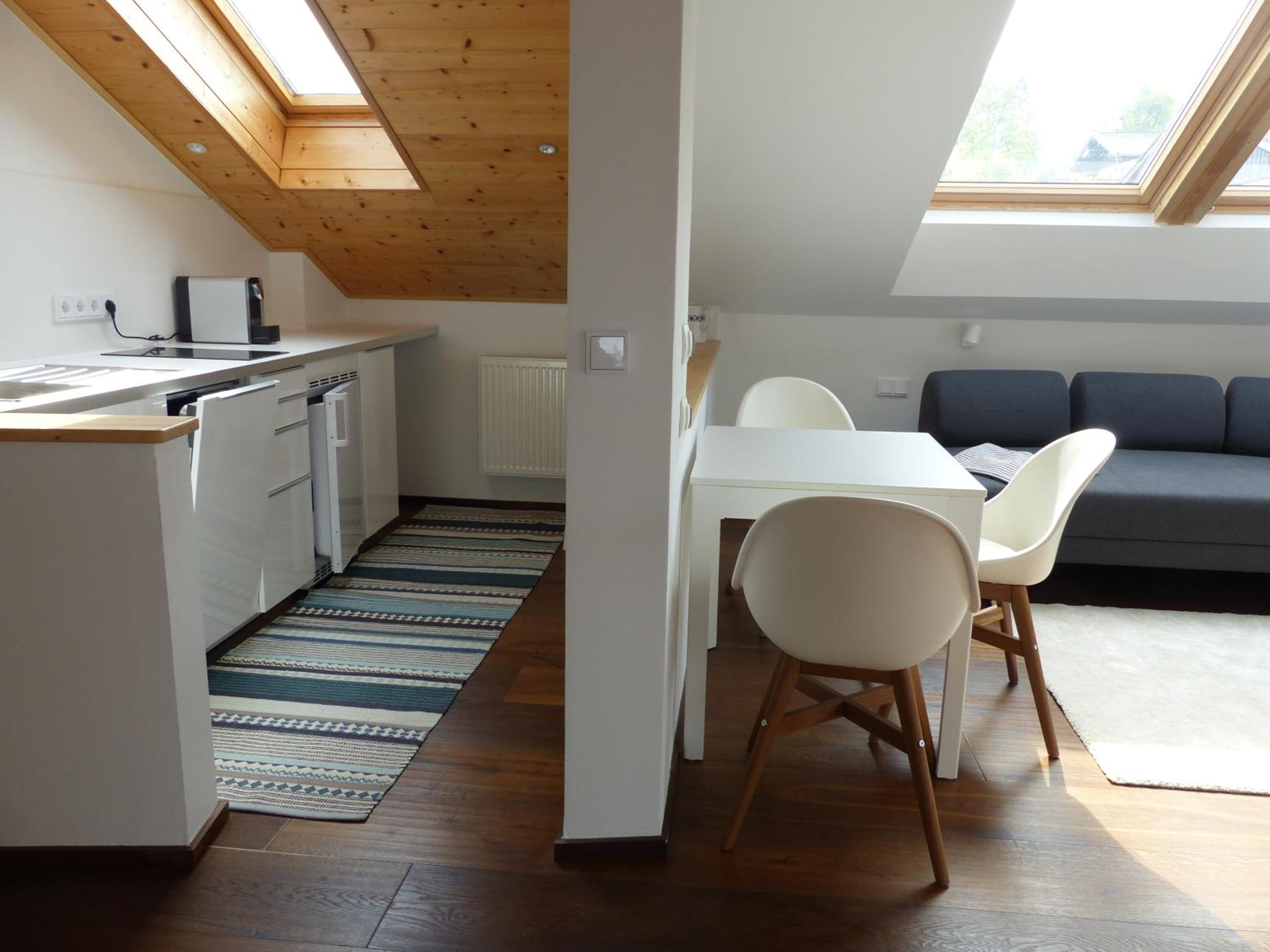 Studio Apartment - Photo 3