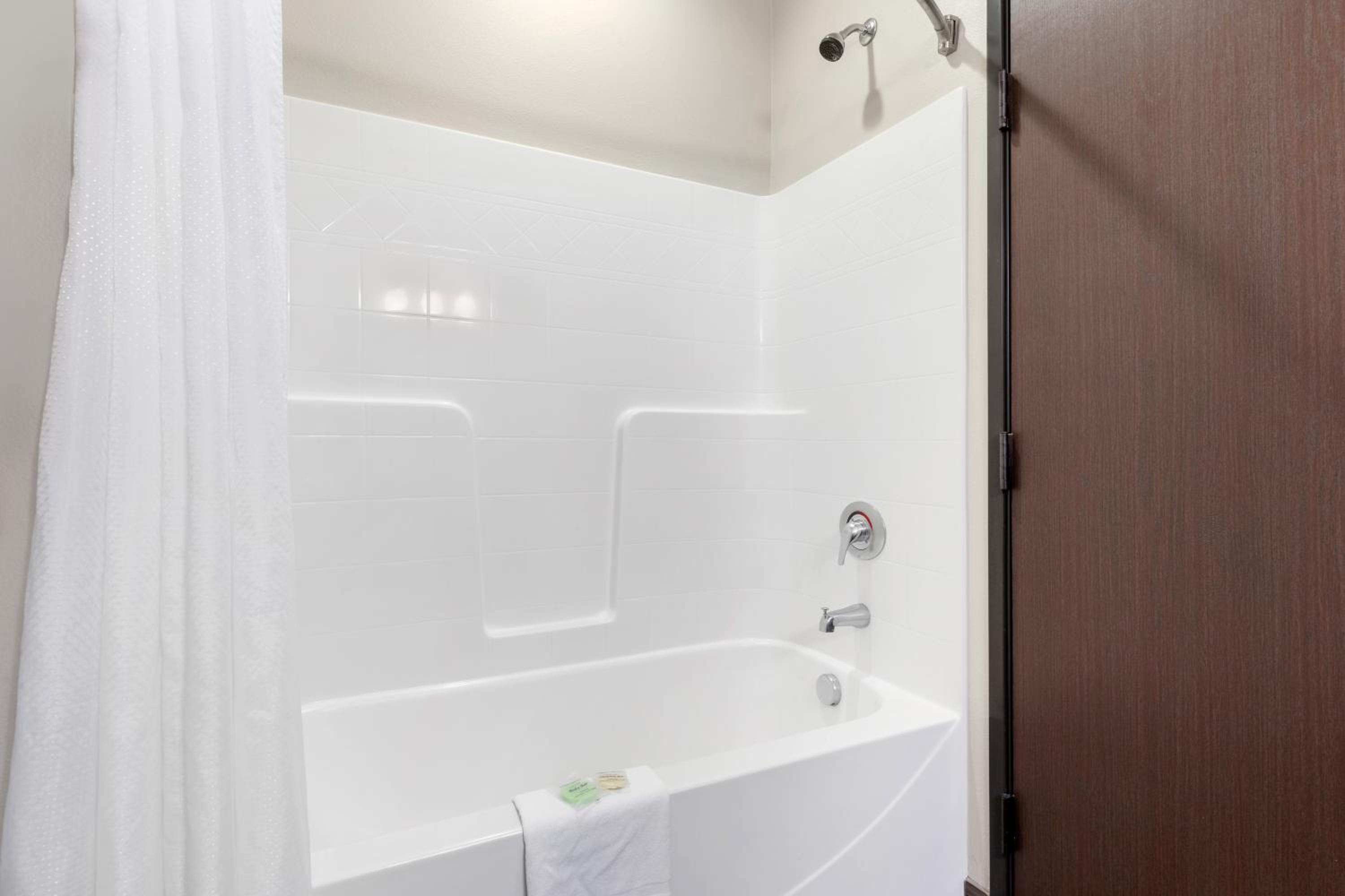 Executive King Suite Full Kitchen - Photo 7