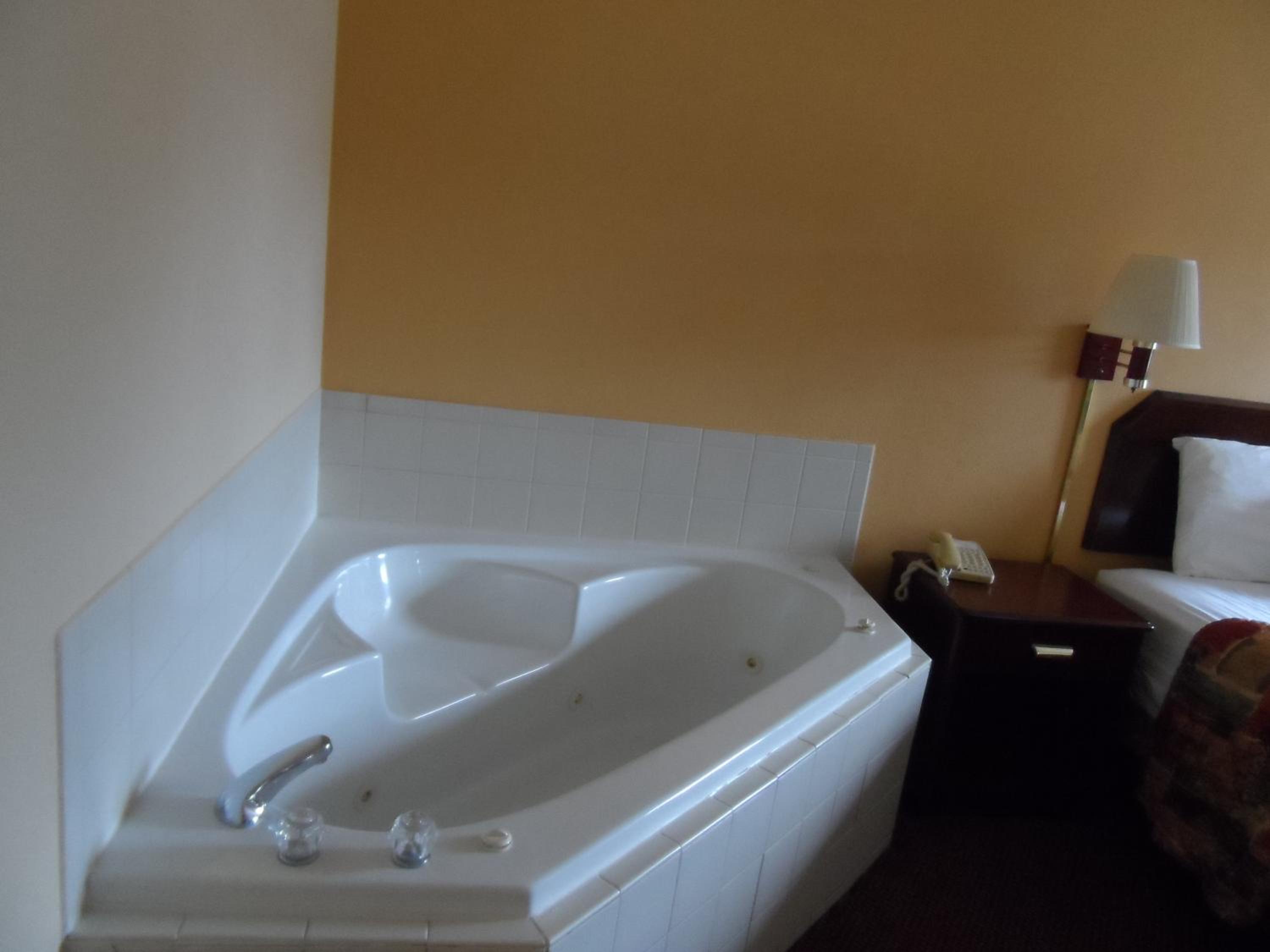 Deluxe King Room photo 2