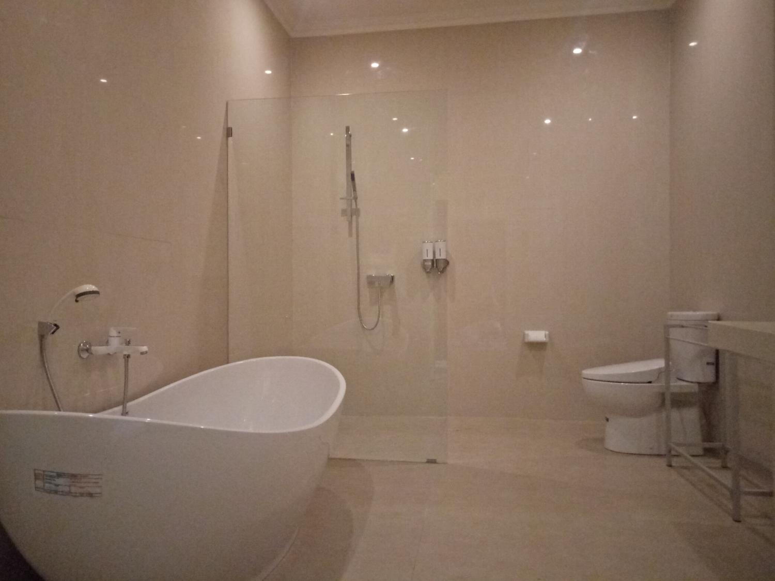 Honeymoon Room - Photo 7