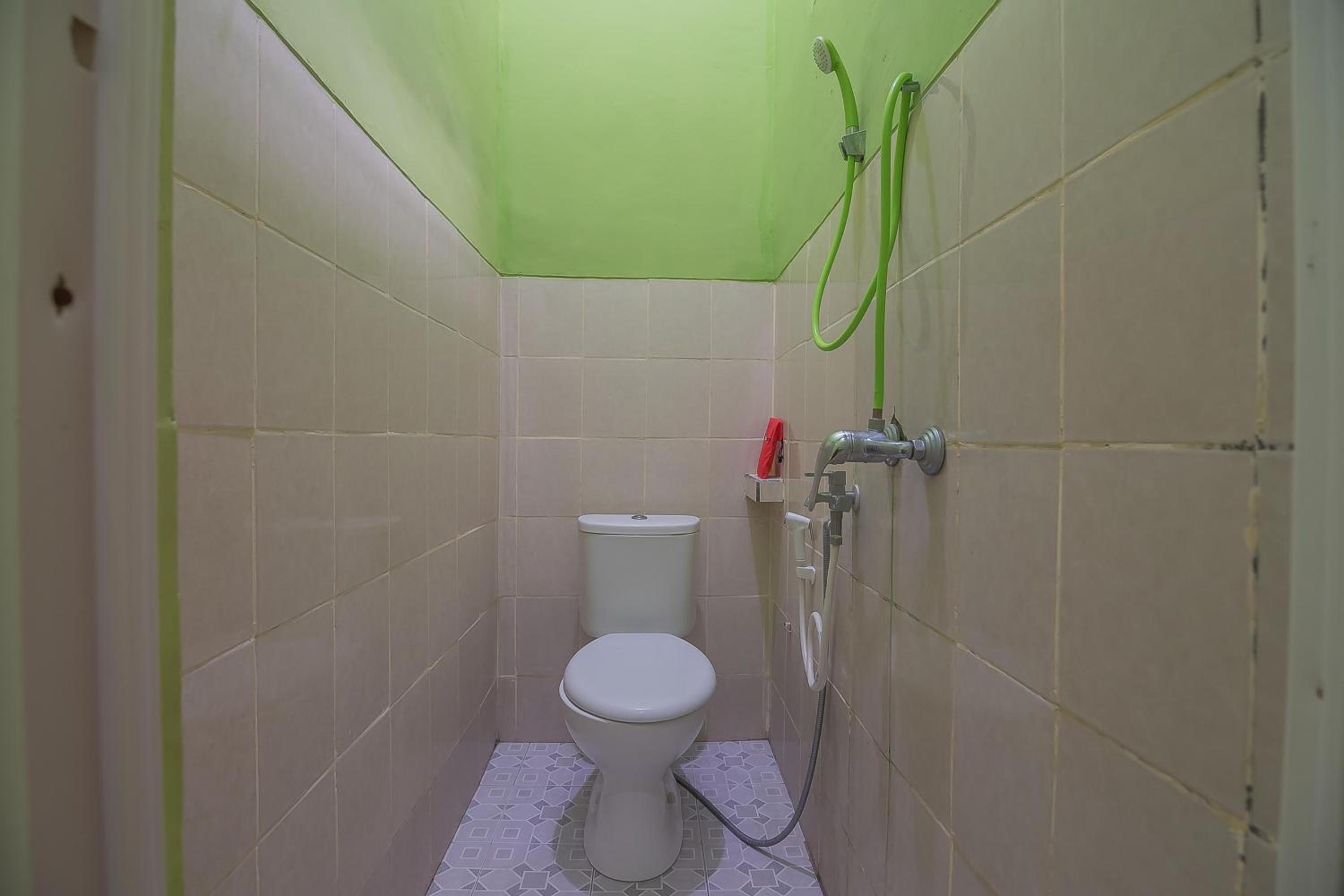 Twin Room - Photo 5