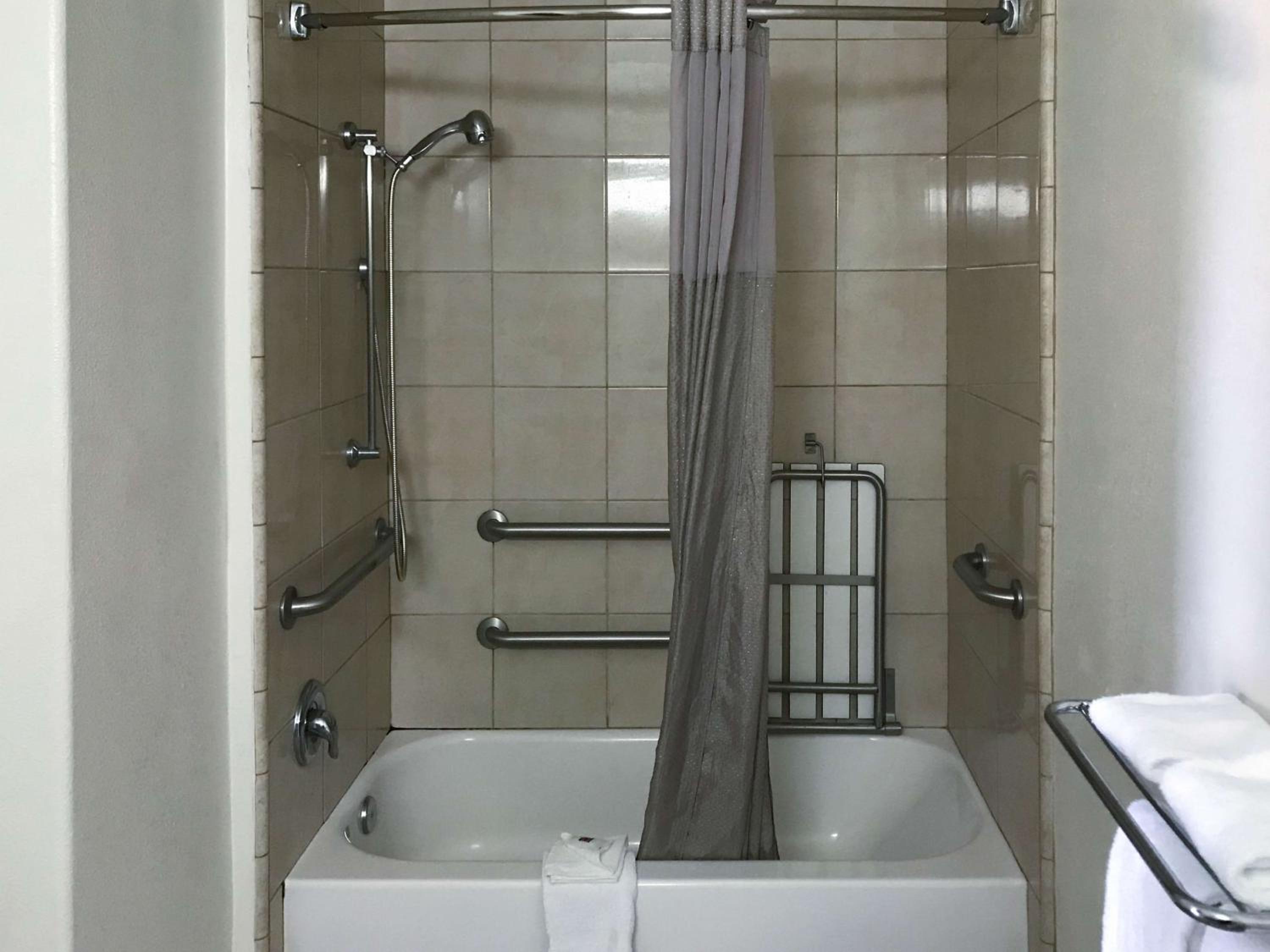 King Room - Disability Access - Non-Smoking - Photo 6