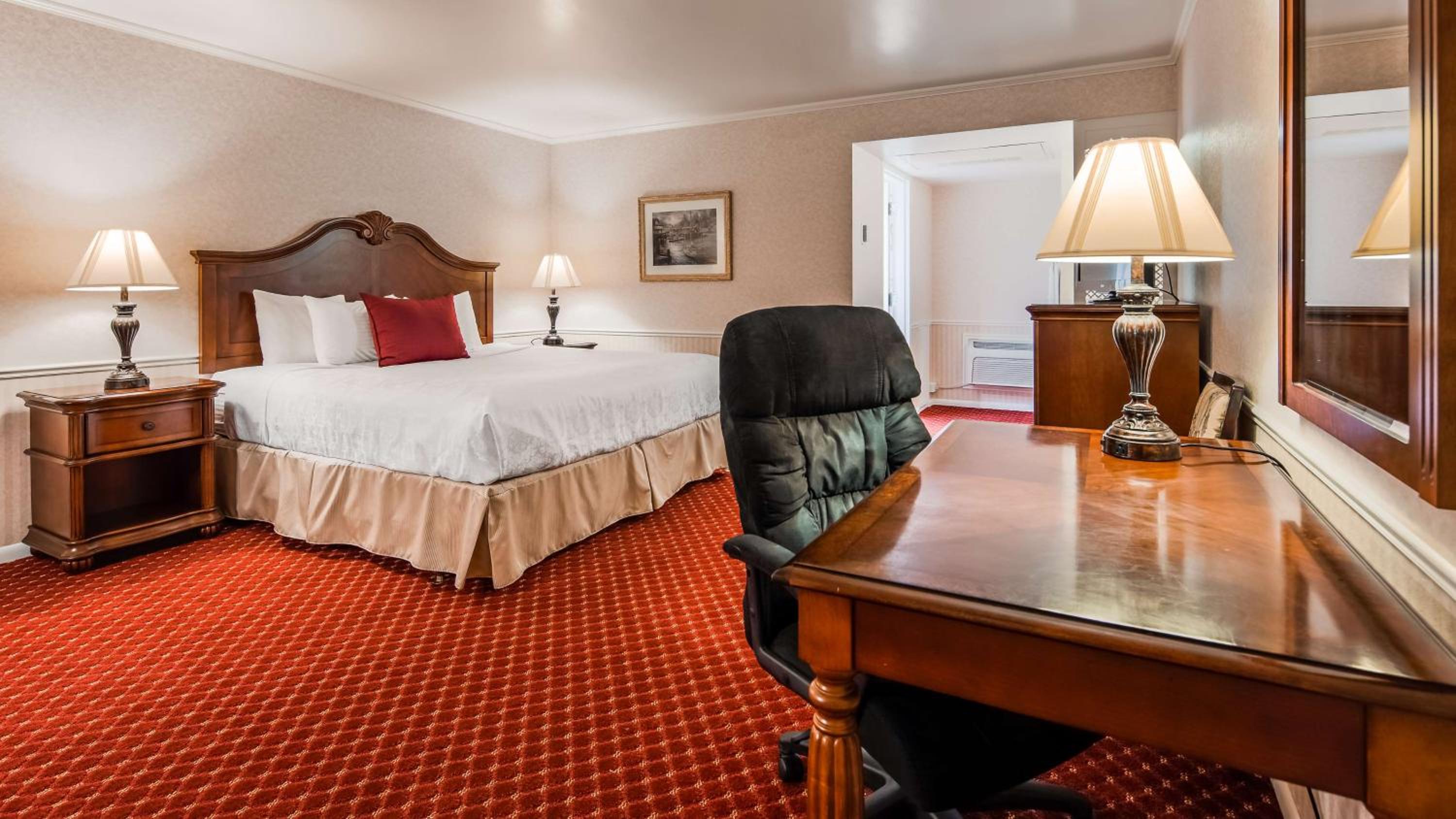 Queen Room