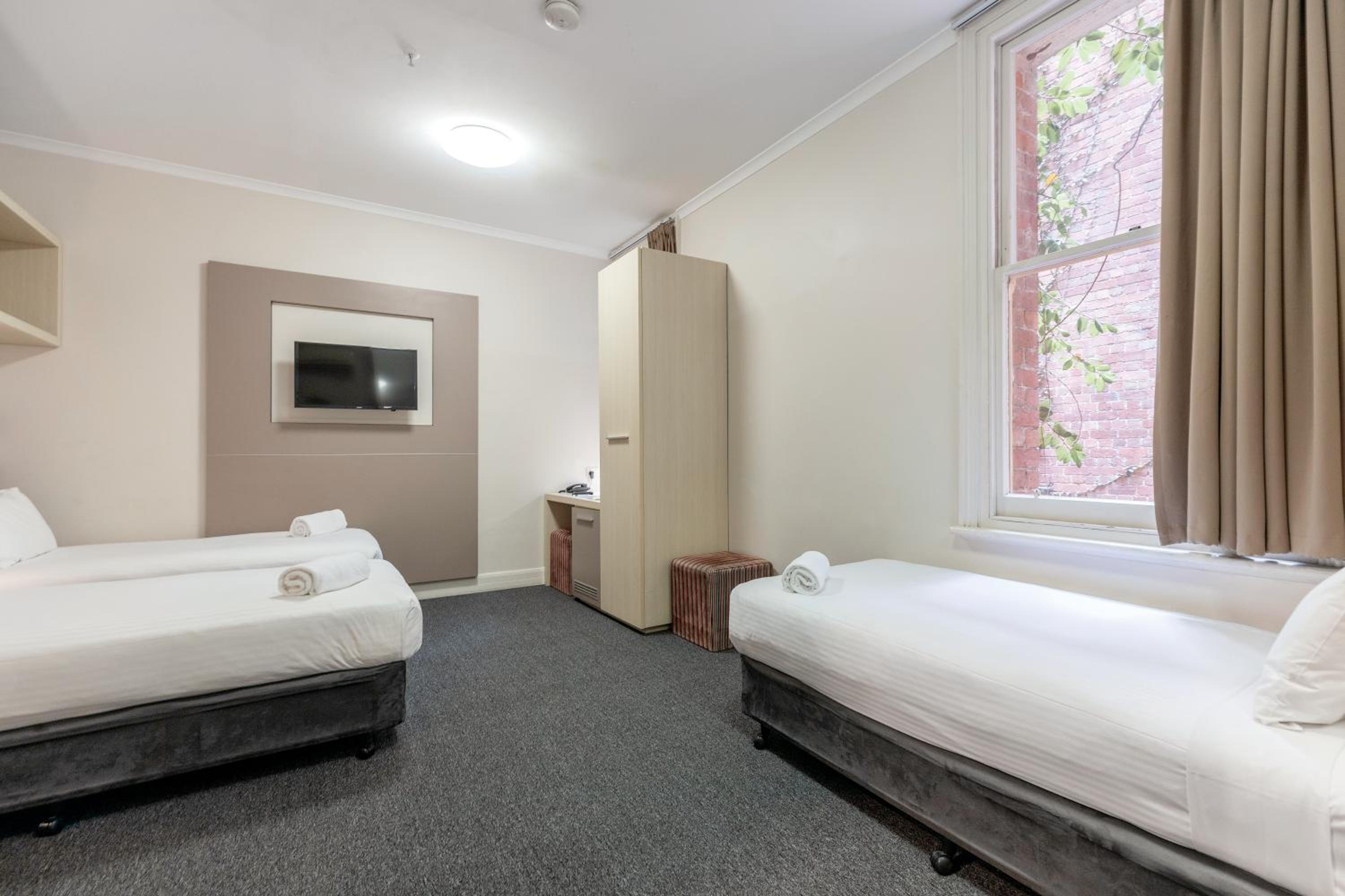 Standard Trio Room - Photo 4