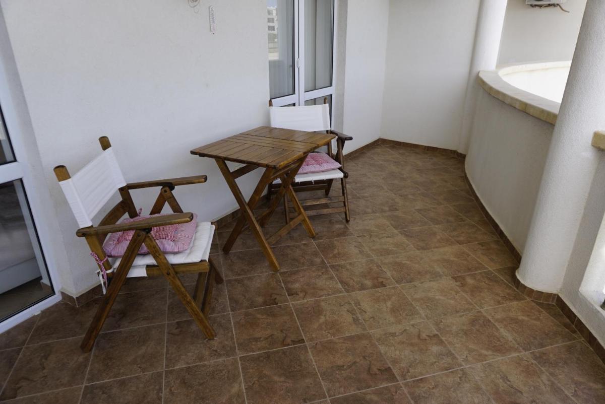 Apartment with Sea View photo 2