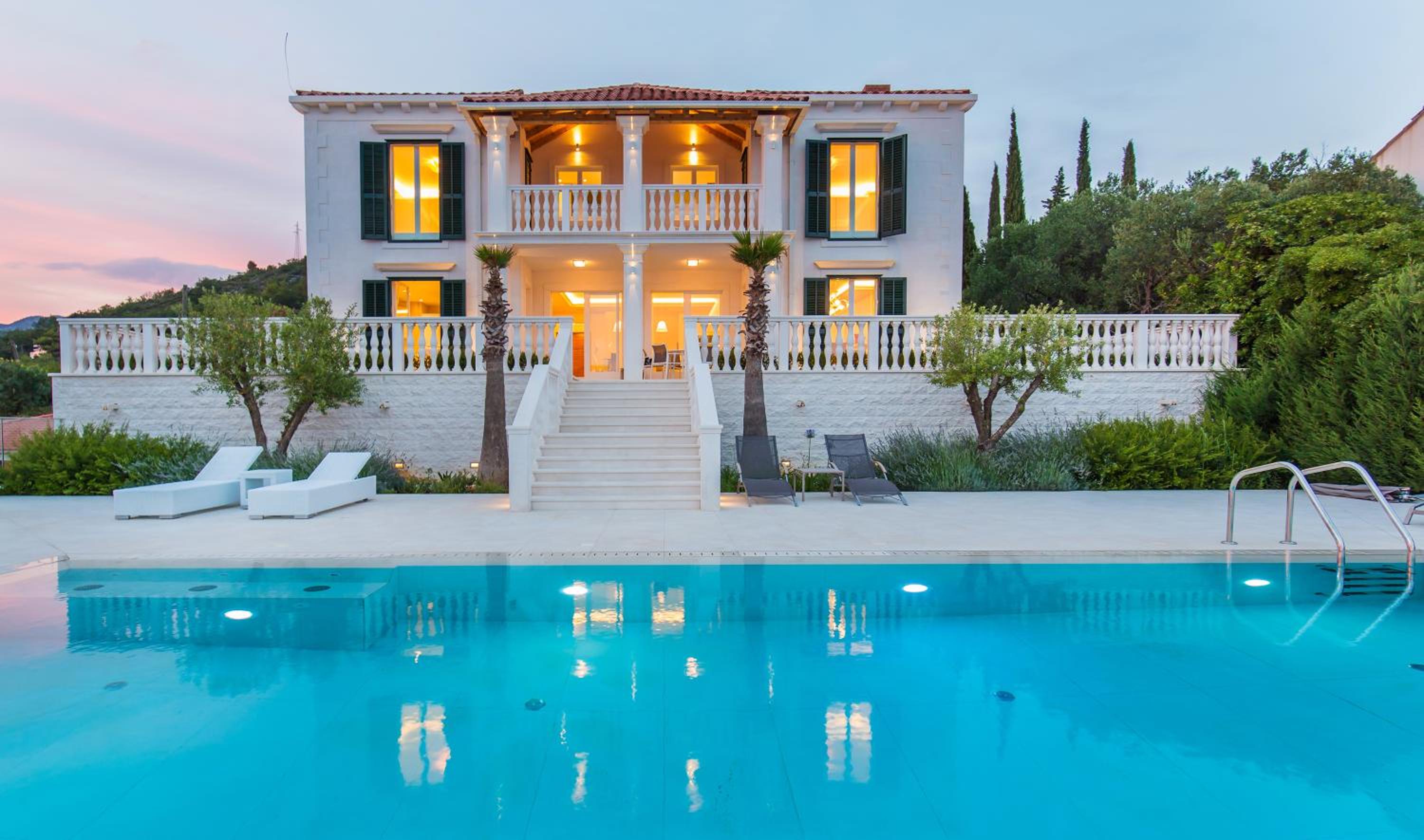 Deluxe Villa