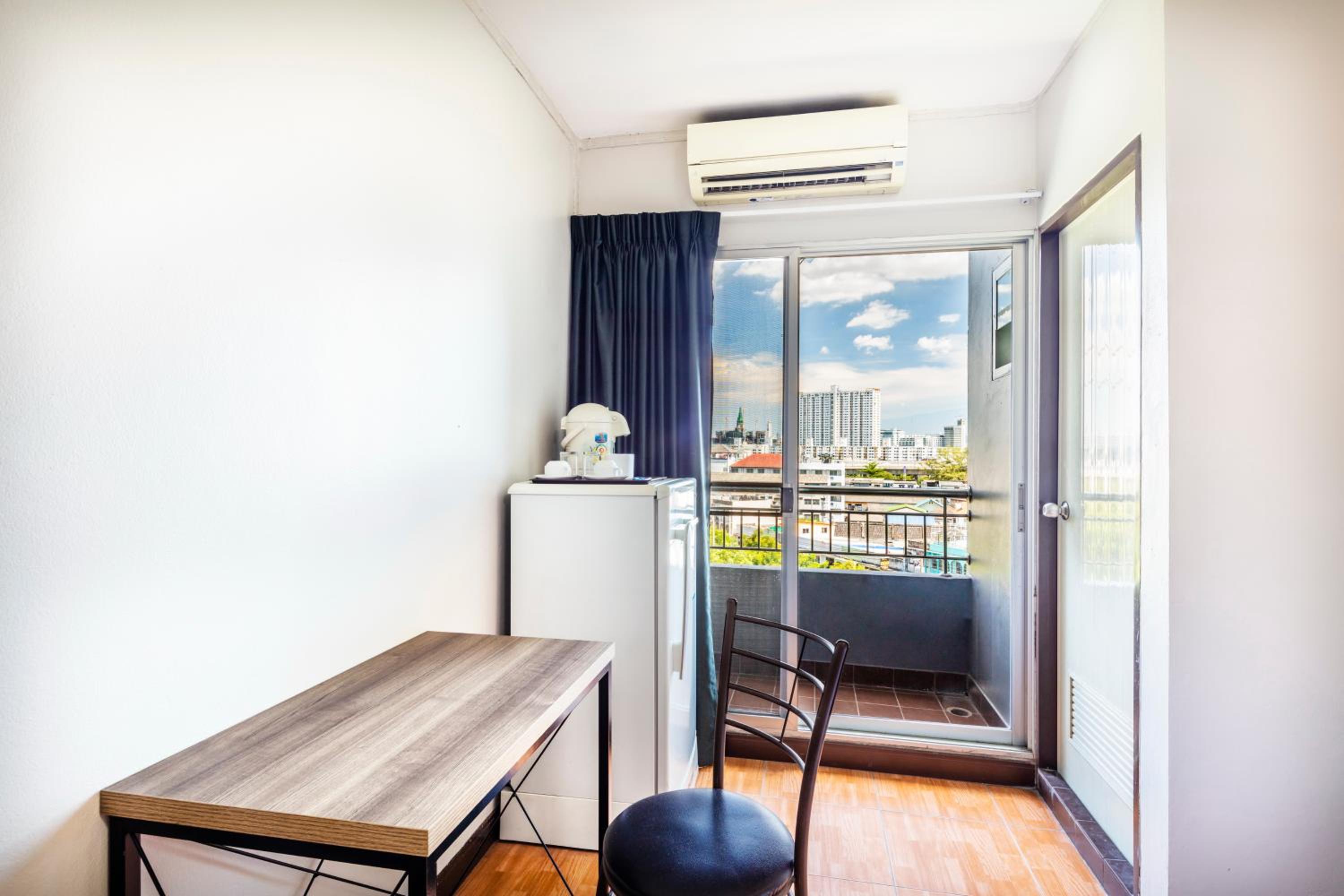 Standard Double Room - No Parking - Photo 5