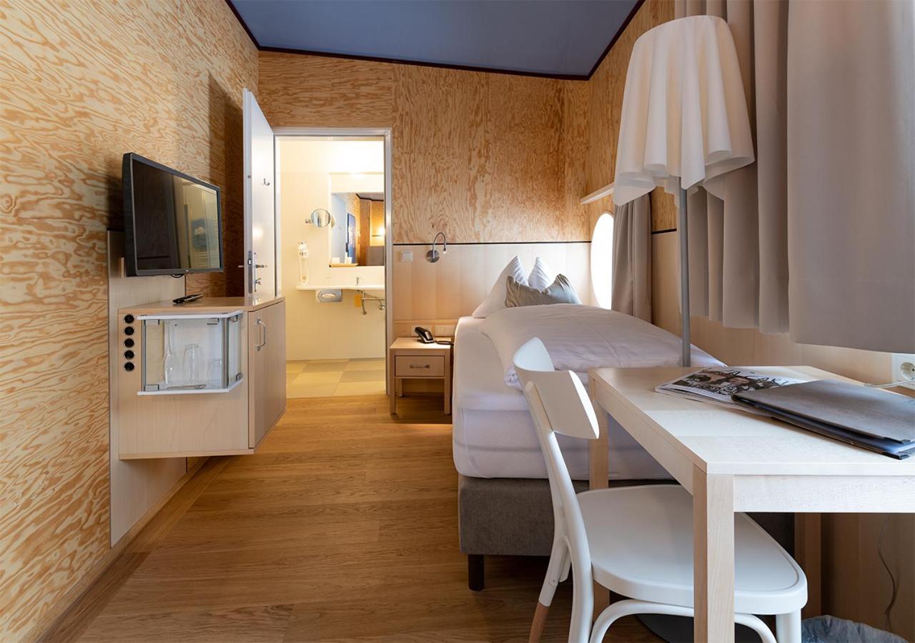 Single Room Panorama photo 3