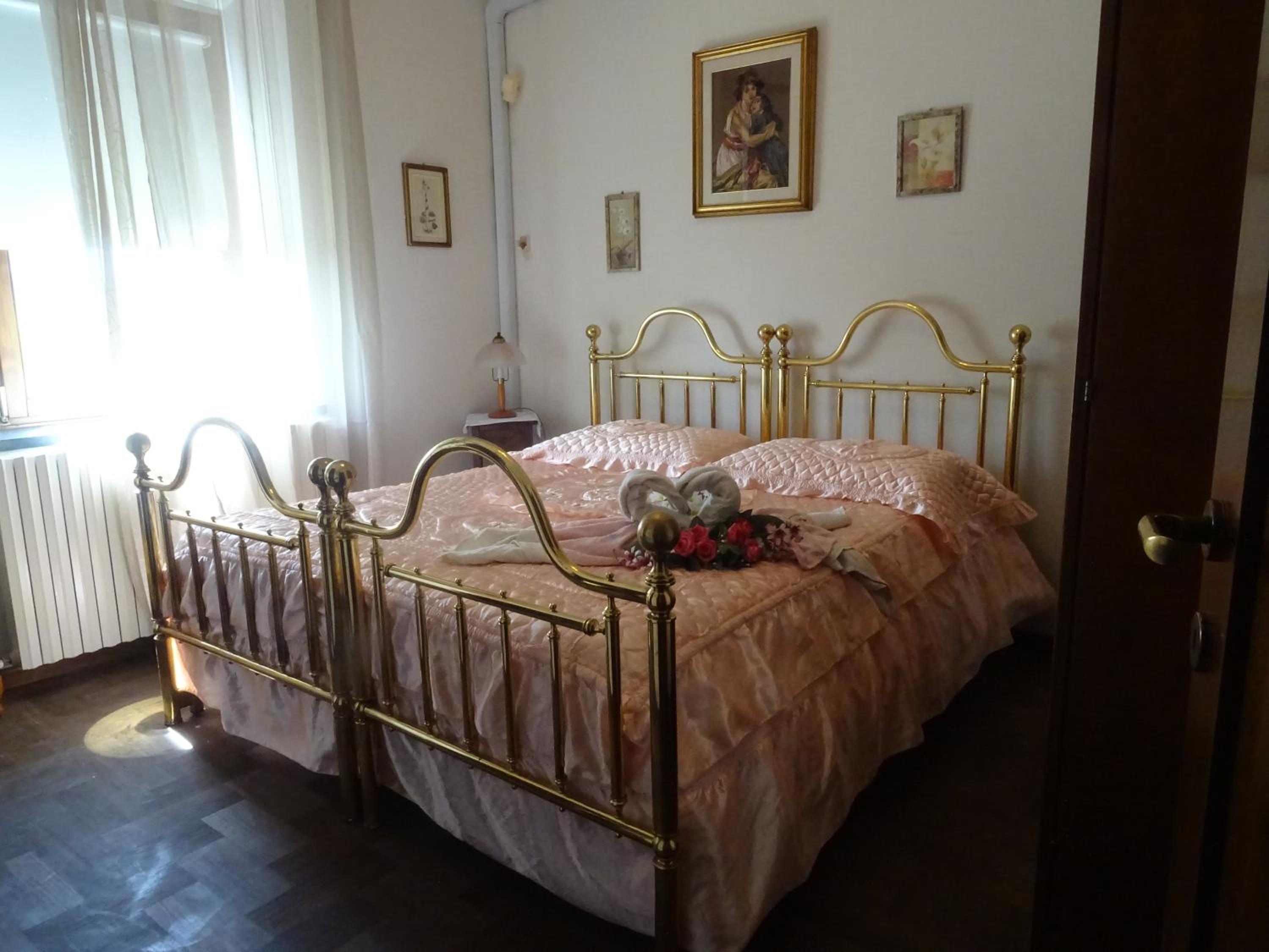 Double or Twin Room with Pool View