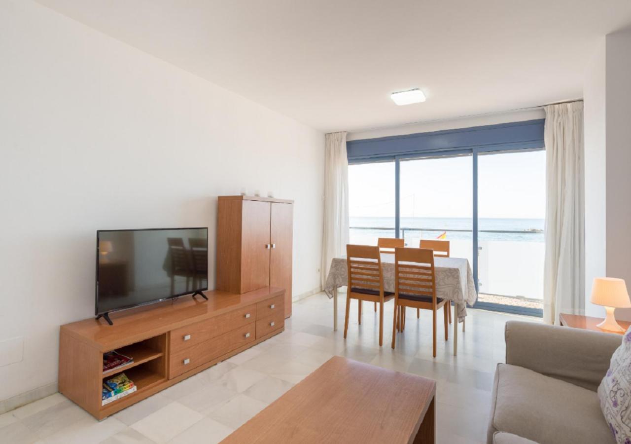 Two-Bedroom Apartment with Sea View photo 3