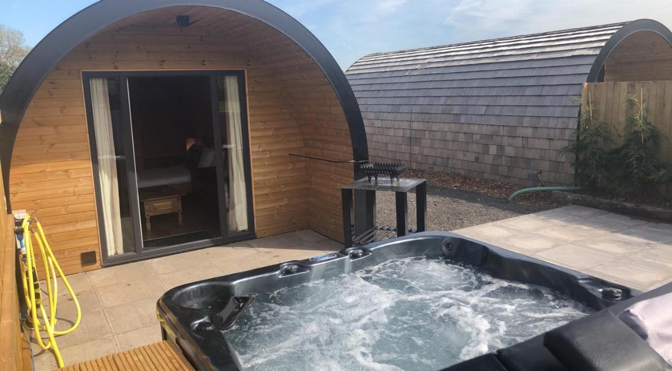 Double Room with Spa Bath - Photo 3
