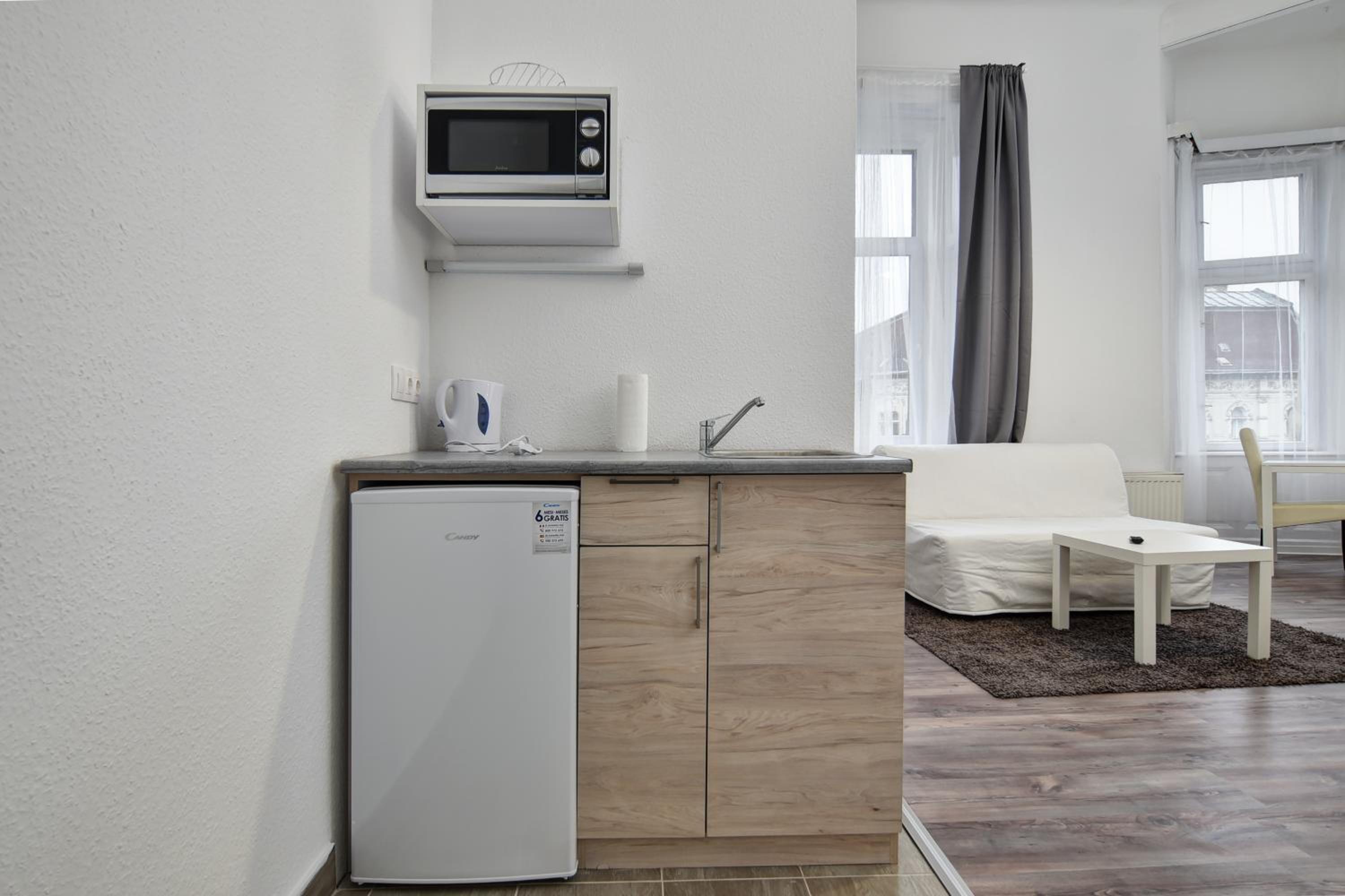 One-Bedroom Apartment with Balcony - Photo 9