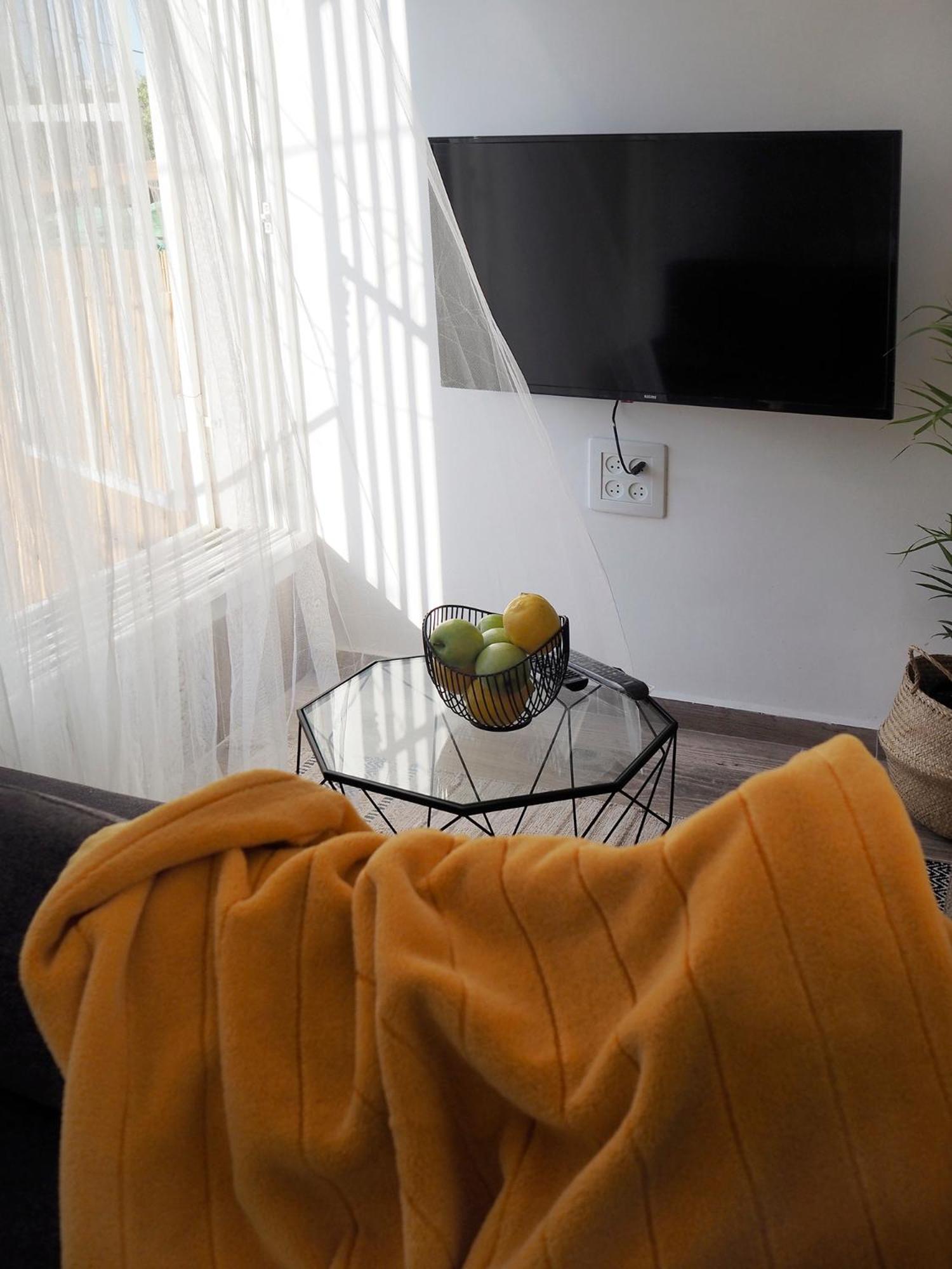 Studio Apartment - Photo 7