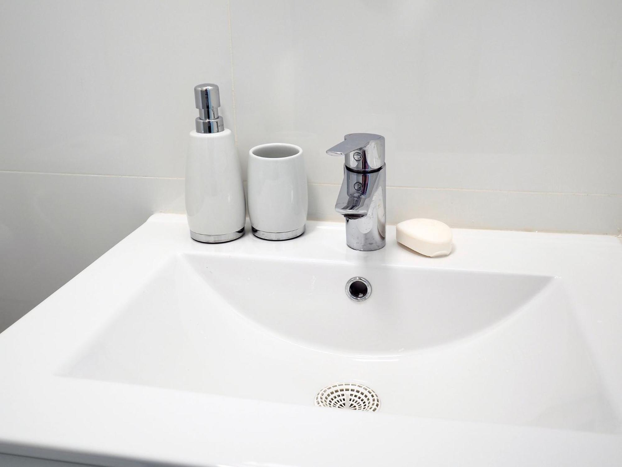 Studio Apartment - Photo 12