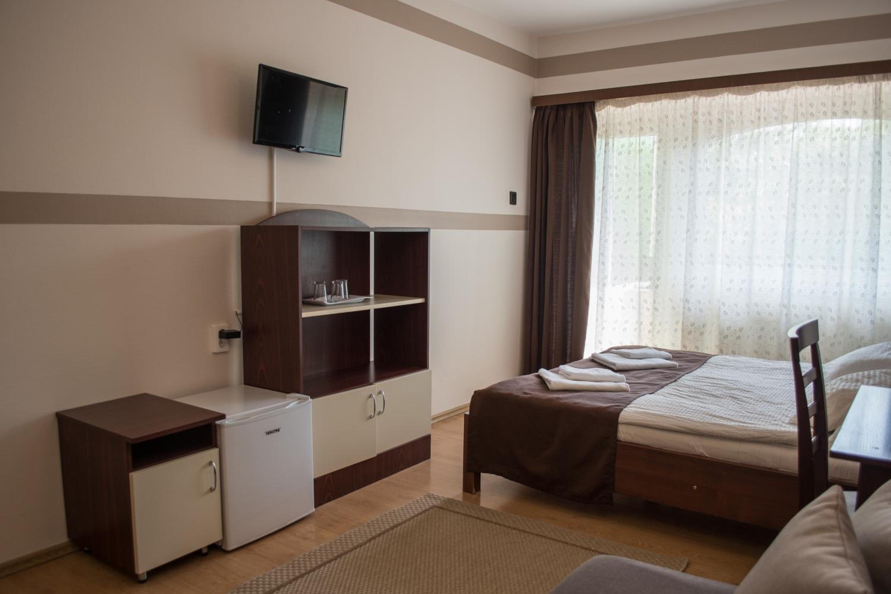 Queen Room with Balcony photo 2