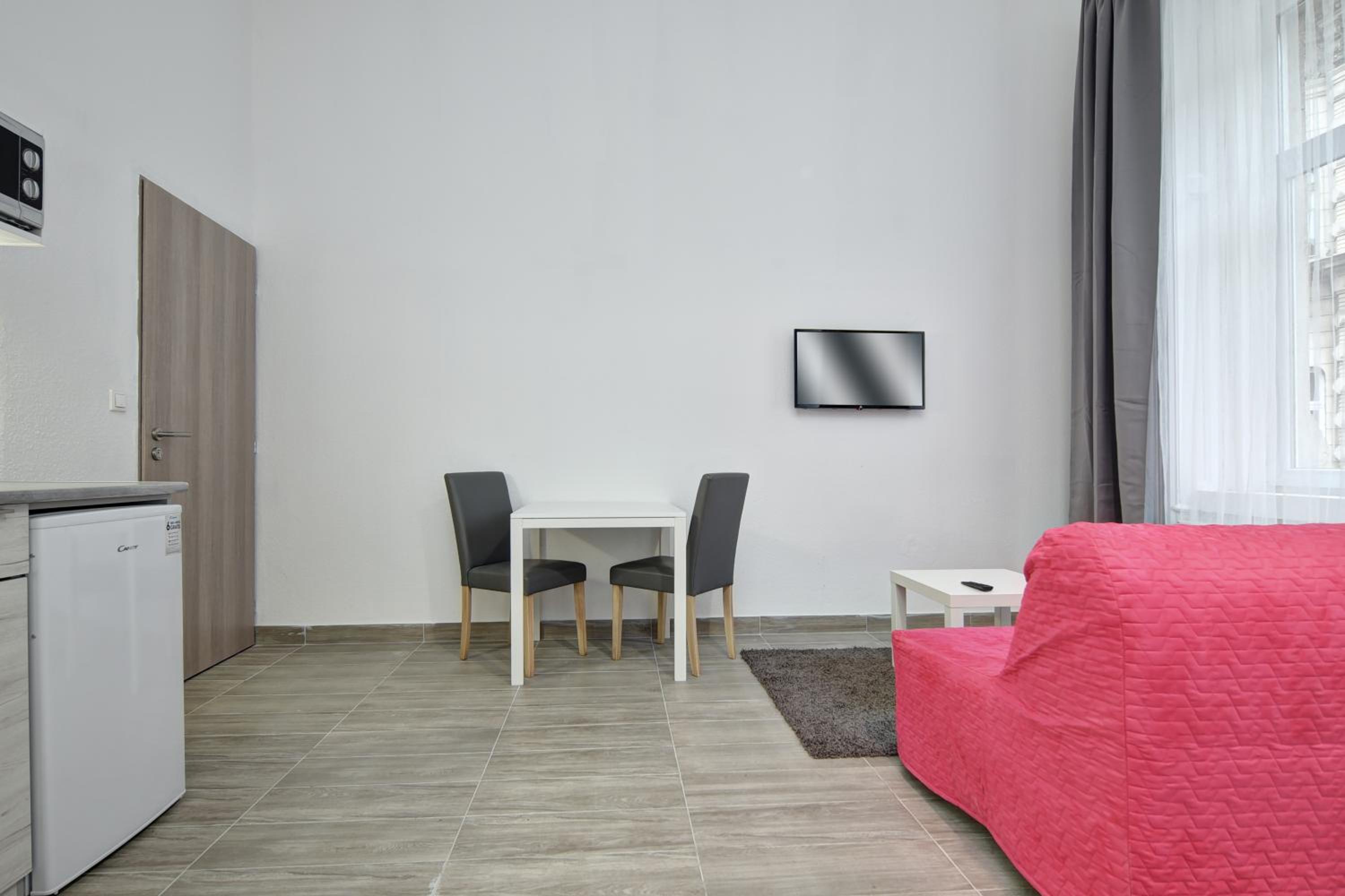 Superior Apartment - Photo 2