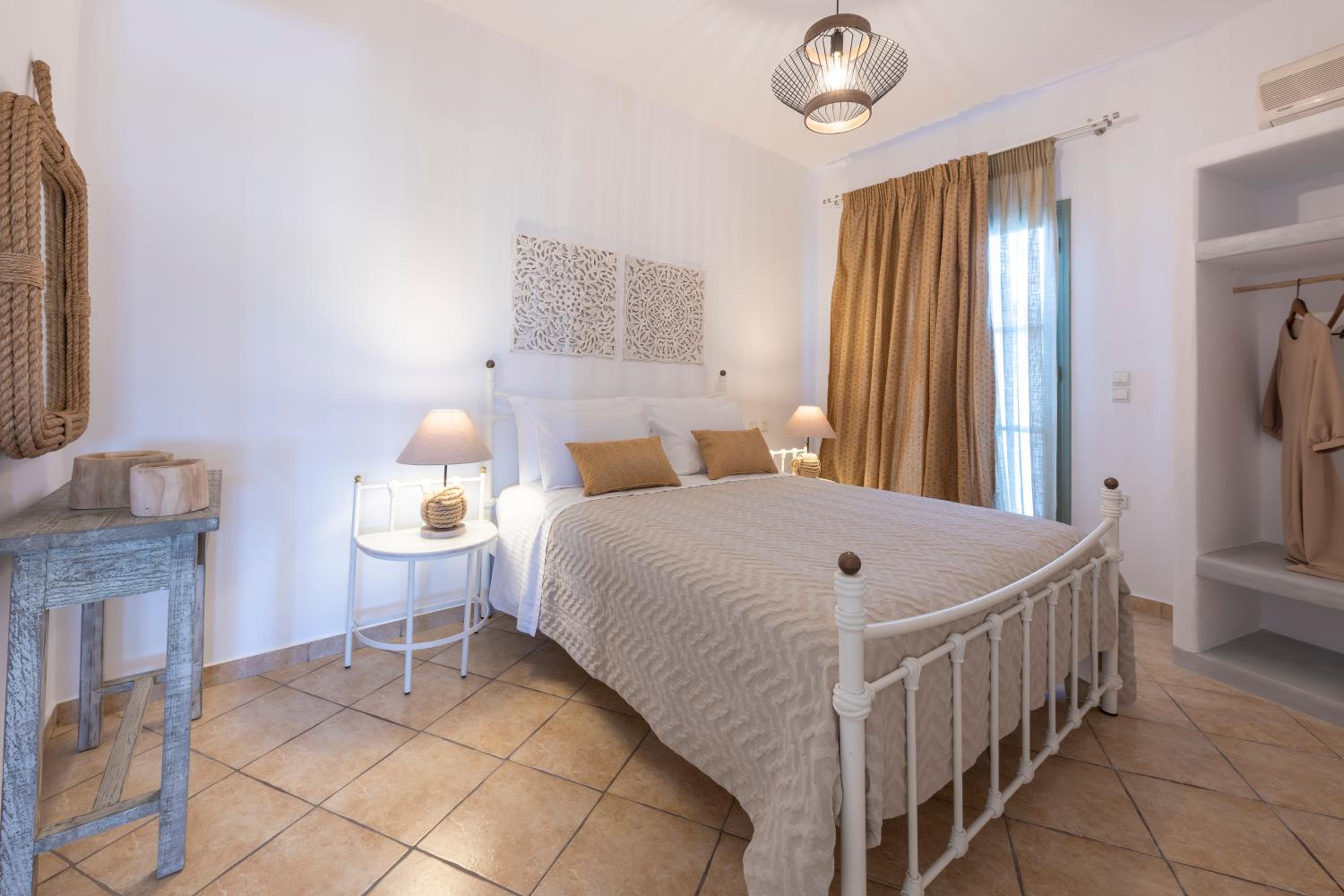 One-Bedroom Apartment with Sea View