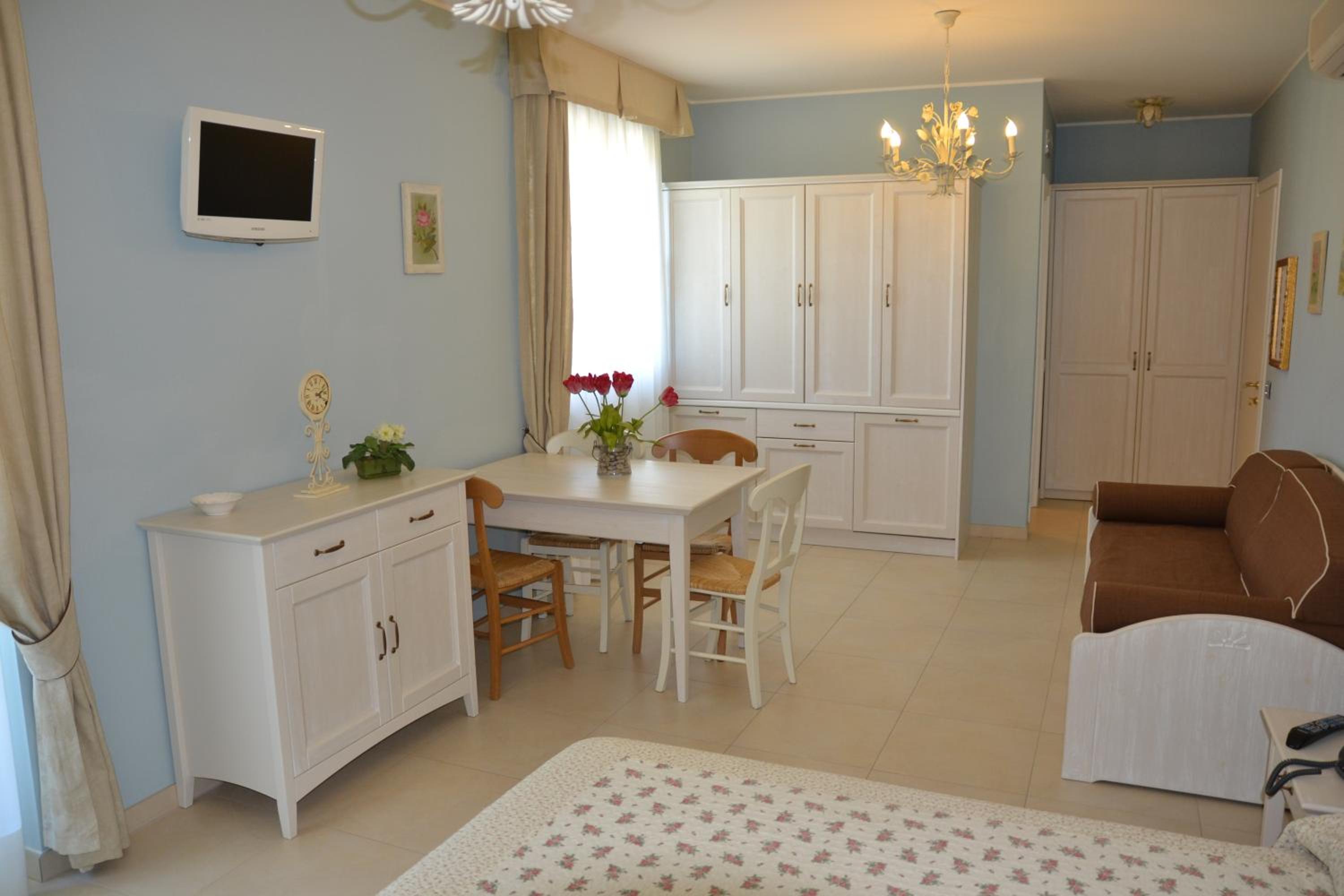 Standard Triple Studio - Photo 2