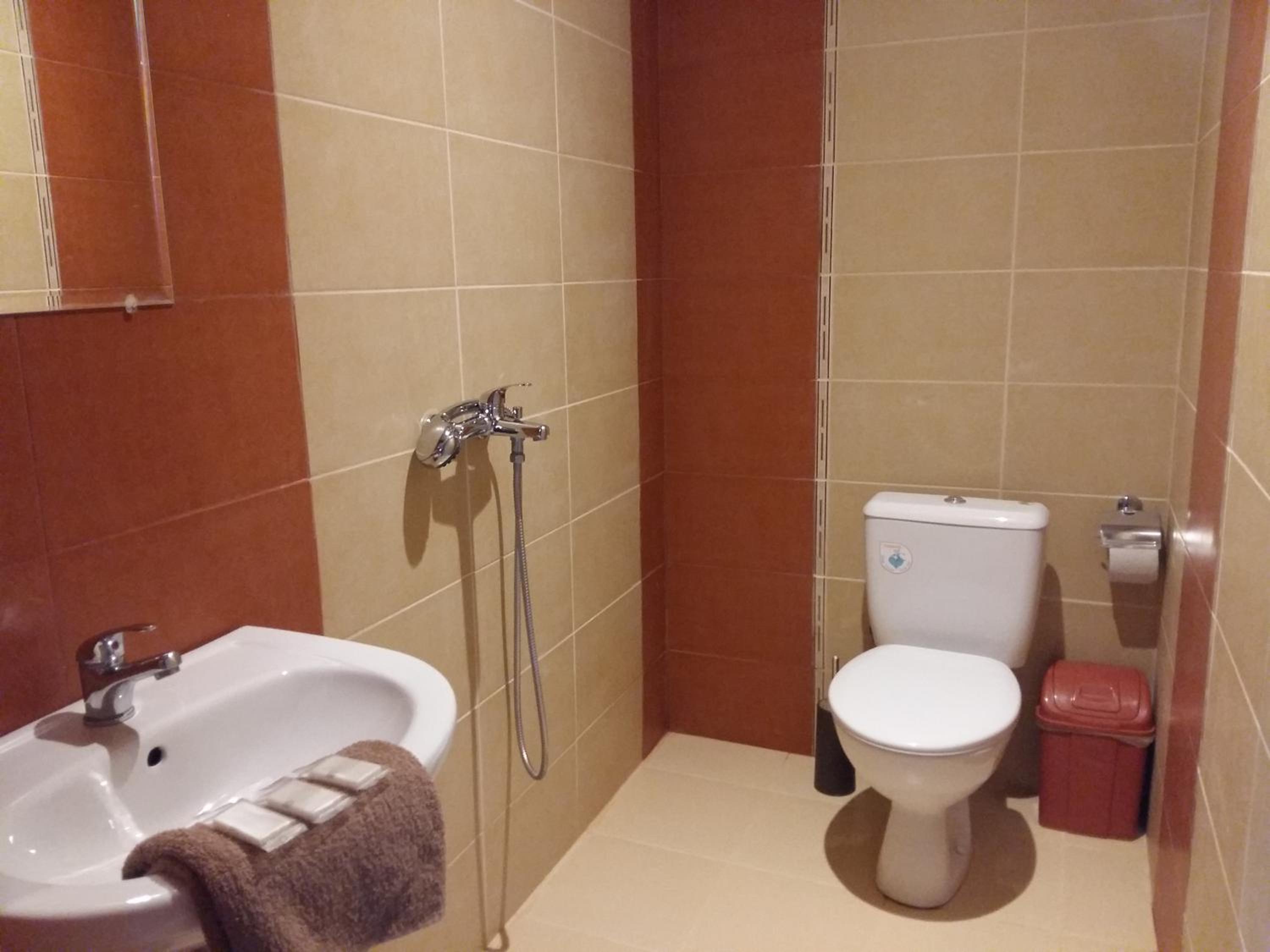 Triple Room with Private Bathroom photo 2