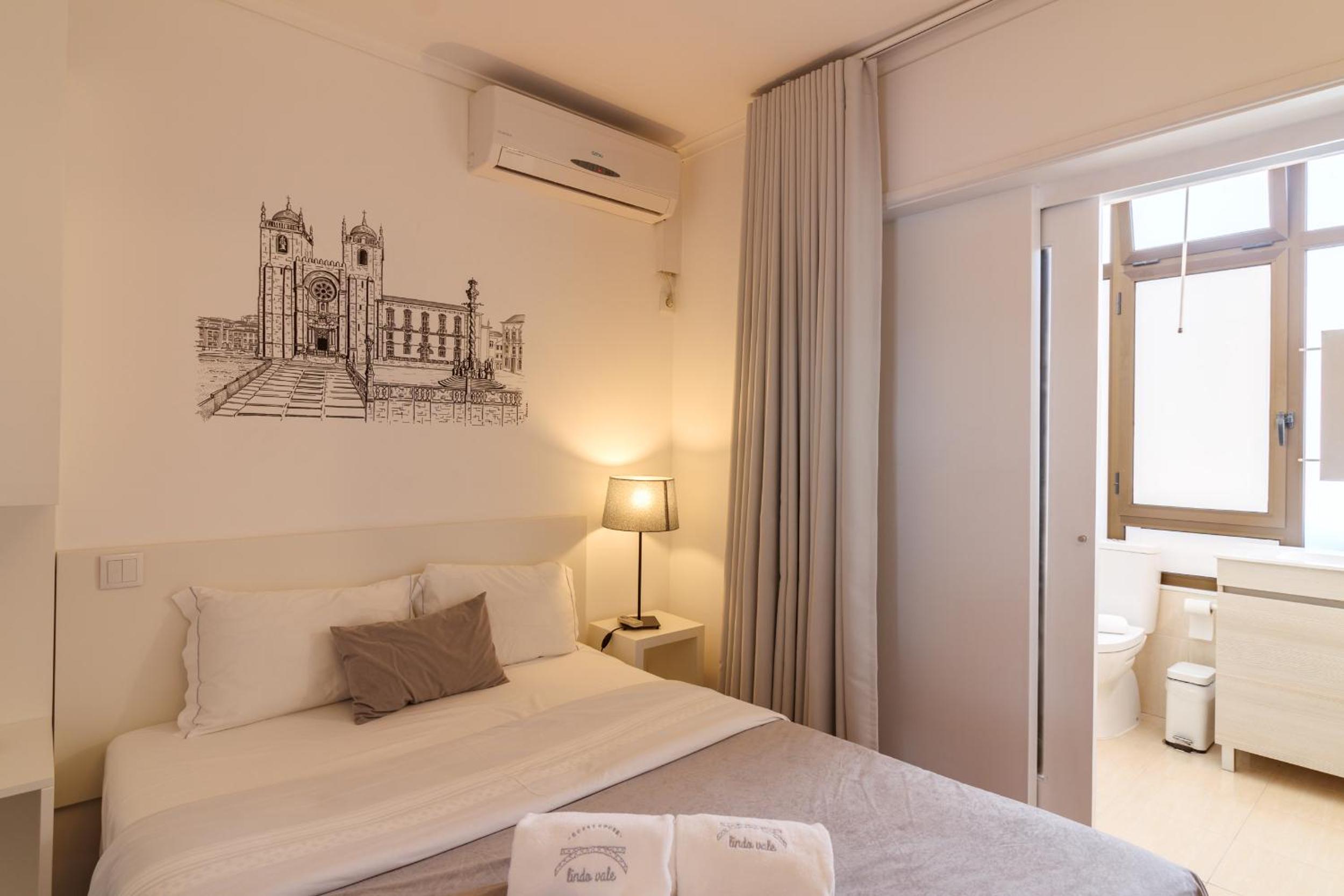 Double Room - Photo 5